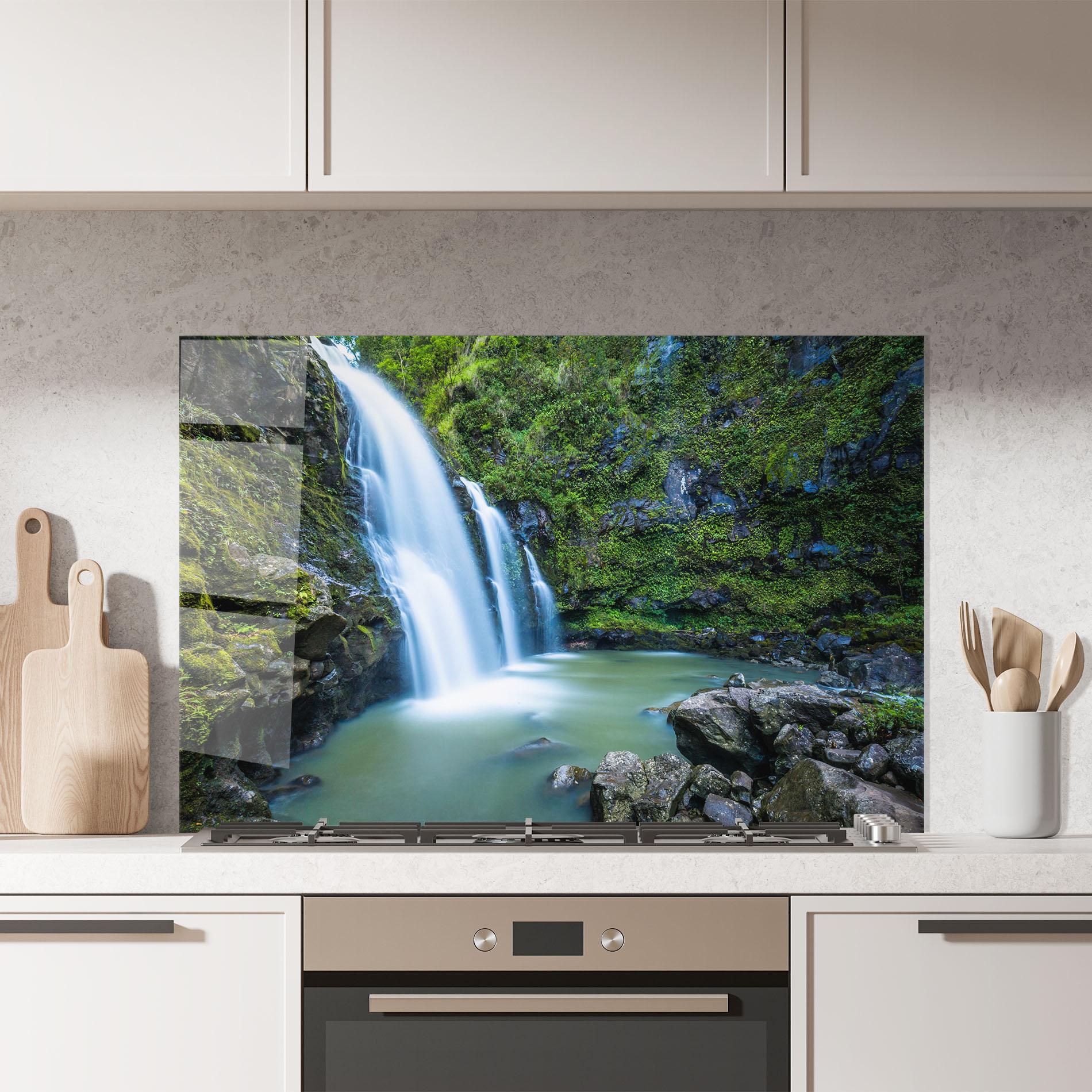 Panel Szklany do Kuchni Swimming In Waterfall mockup 7