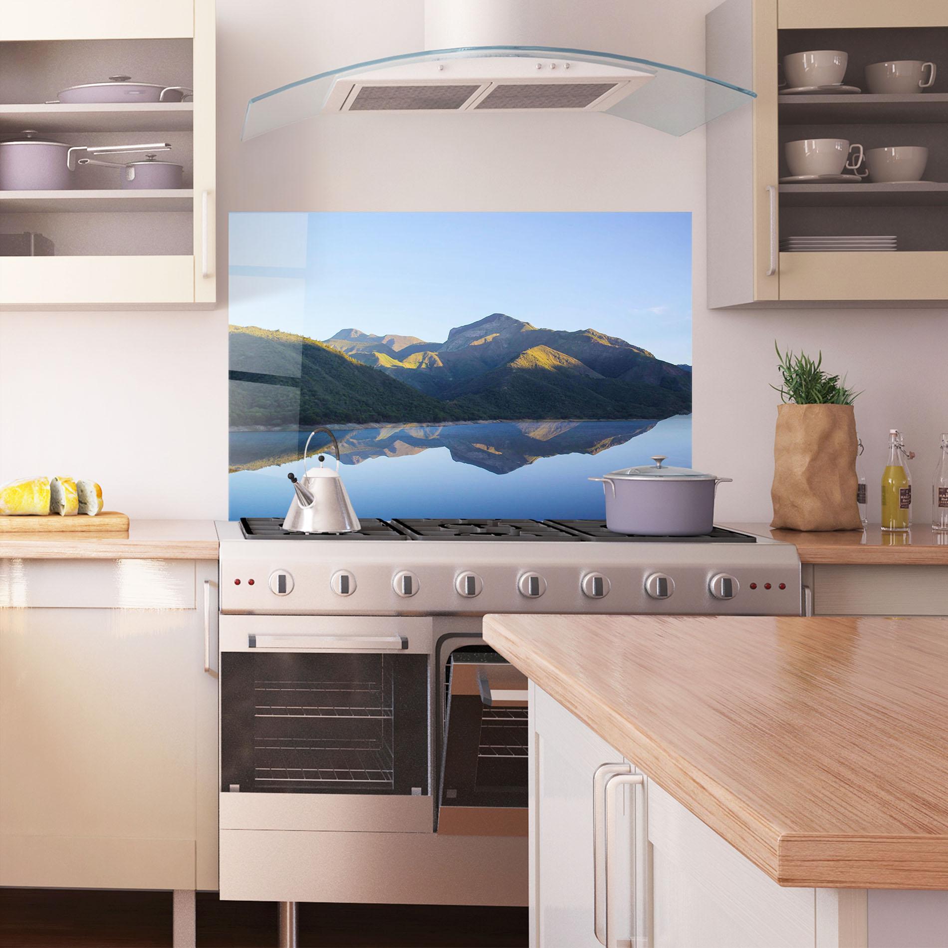 Panel Szklany do Kuchni Blue Nice Lake mockup 1