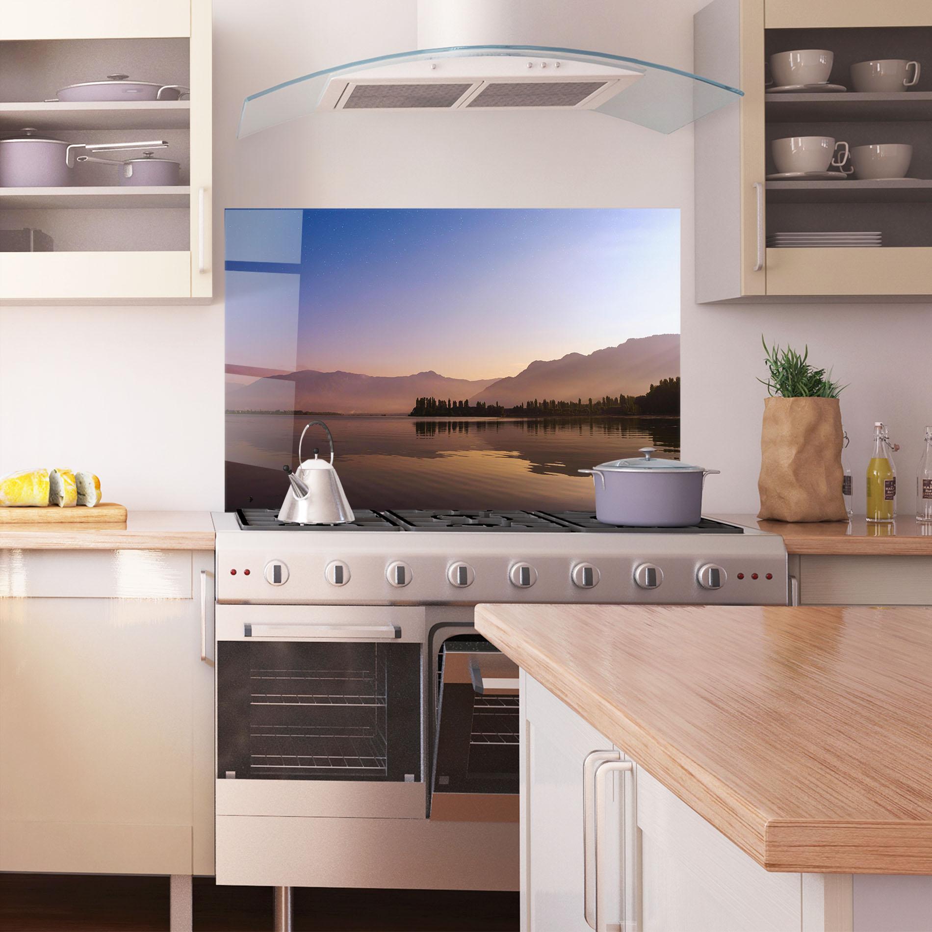 Panel Szklany do Kuchni Brown Light Lake mockup 1