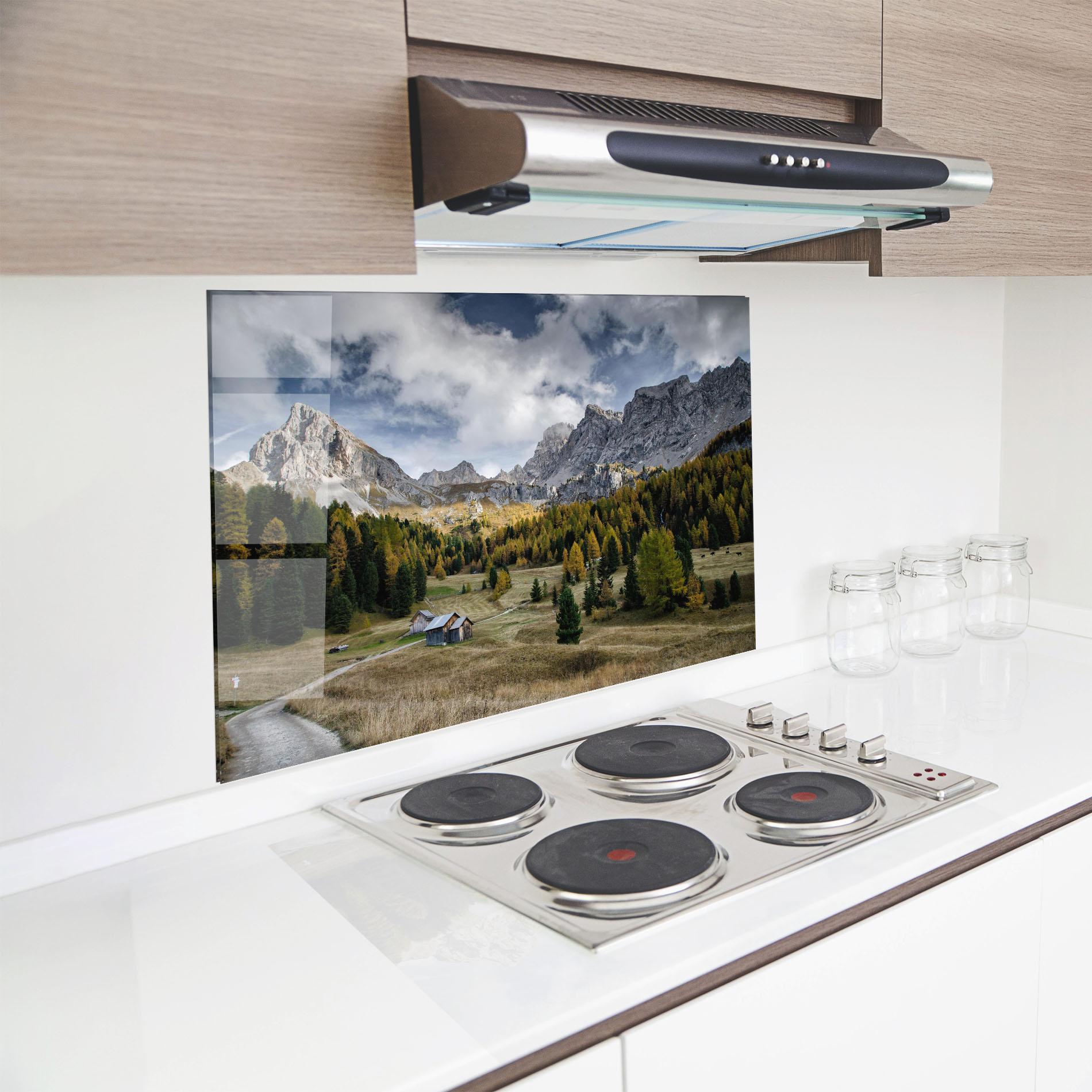 Panel Szklany do Kuchni Cloudy Mountains View mockup 8