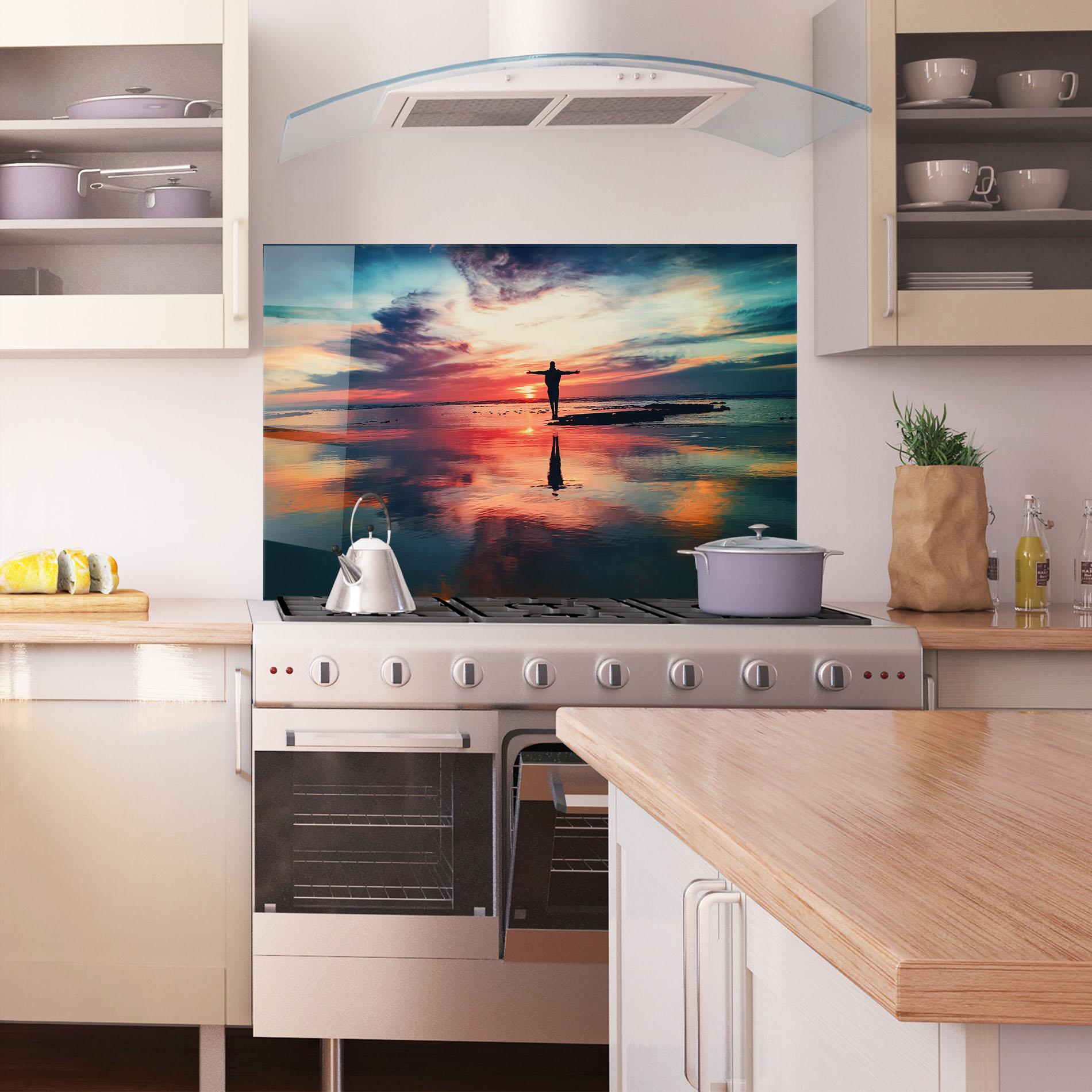 Panel Szklany do Kuchni Ocean Sunset Man mockup 1