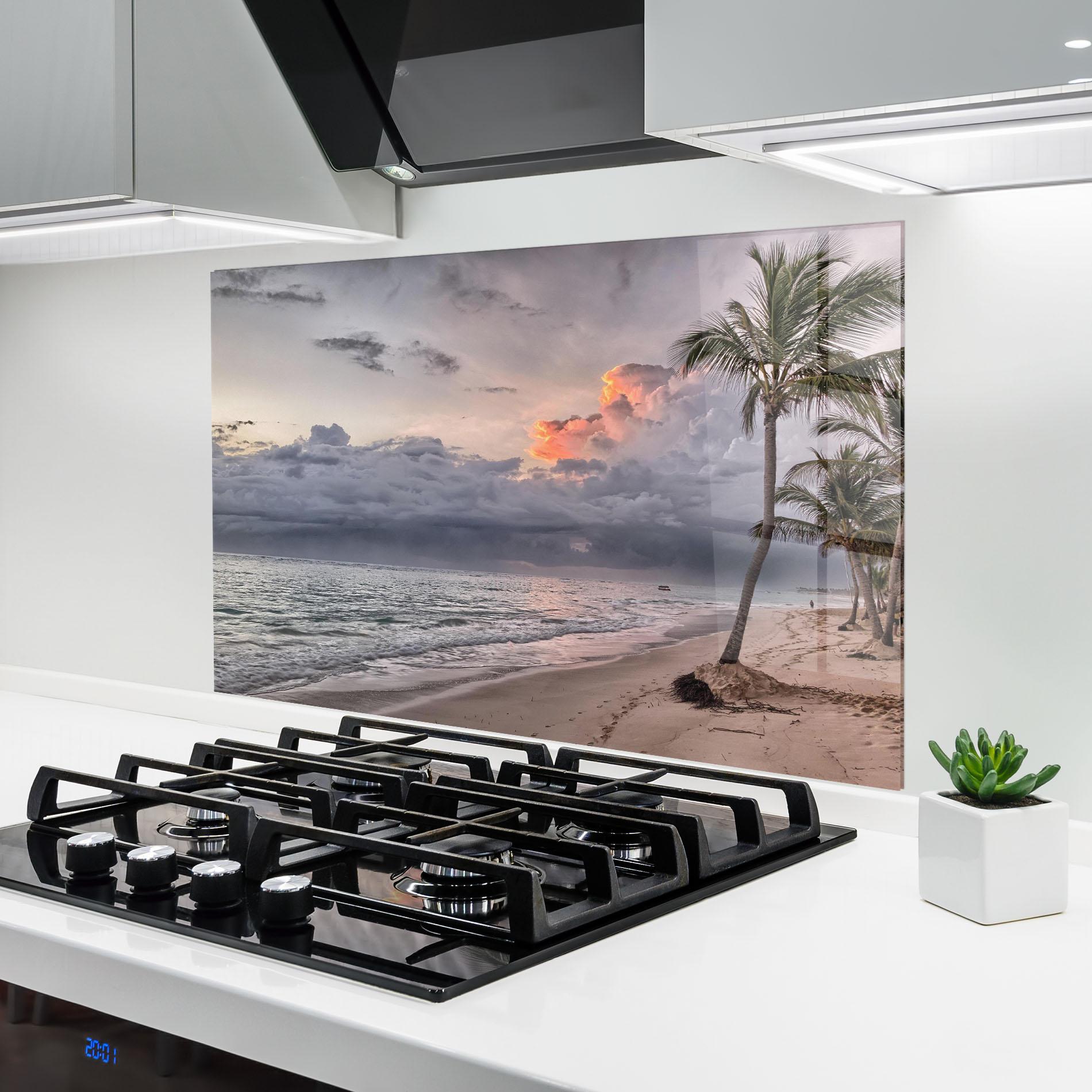 Panel Szklany do Kuchni Cloudy Beach mockup 6