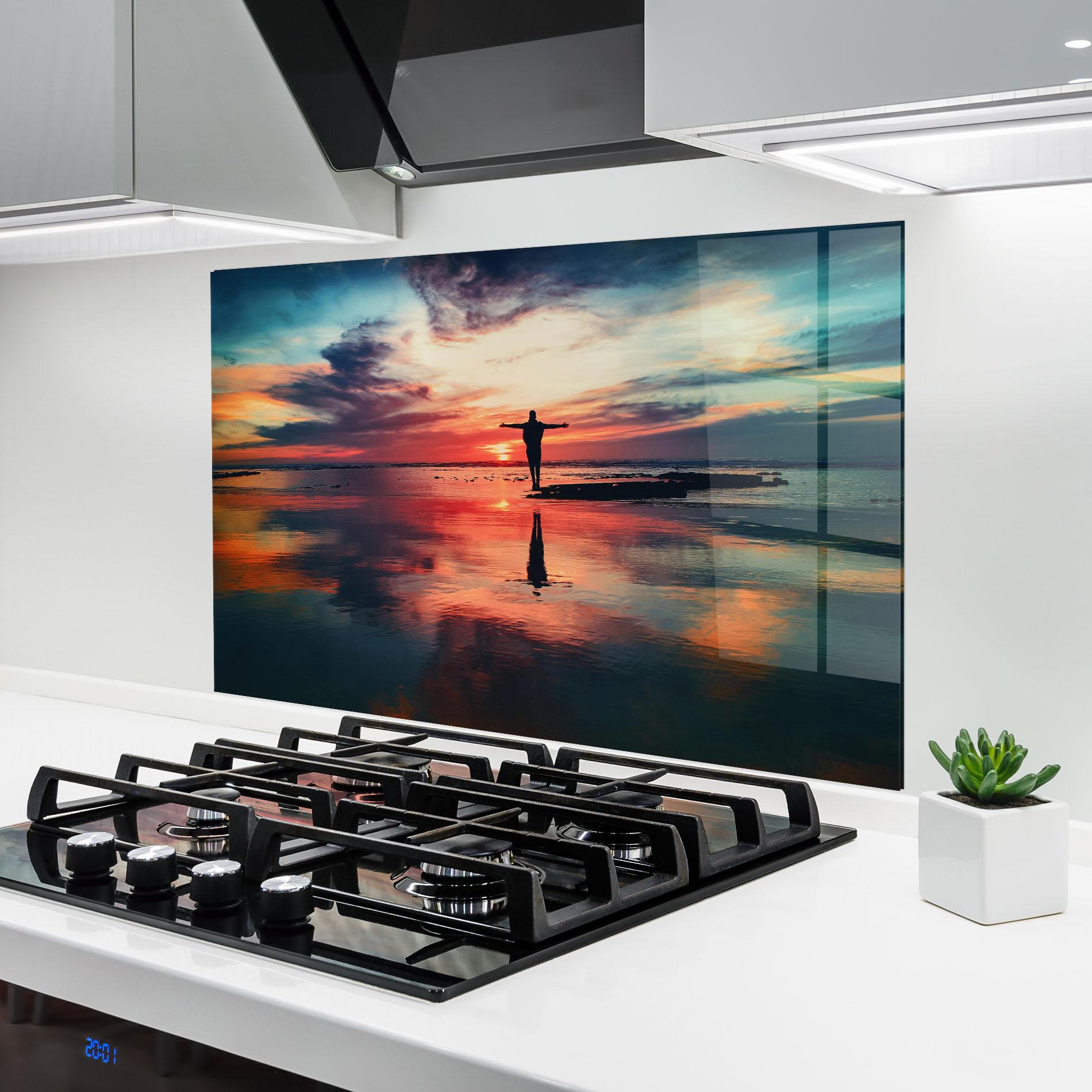 Panel Szklany do Kuchni Ocean Sunset Man mockup 6