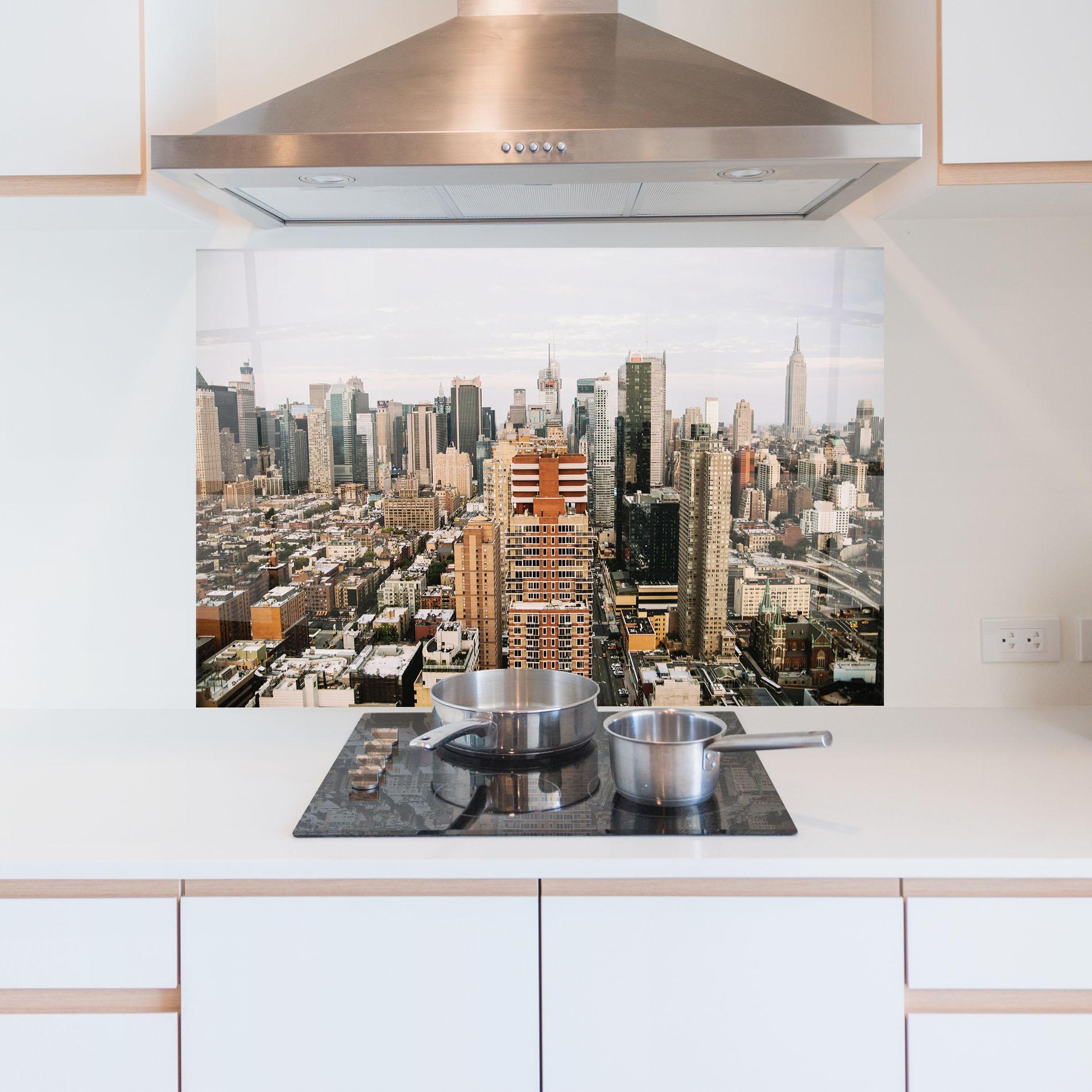 Panel Szklany do Kuchni Cream Orange Building mockup 5