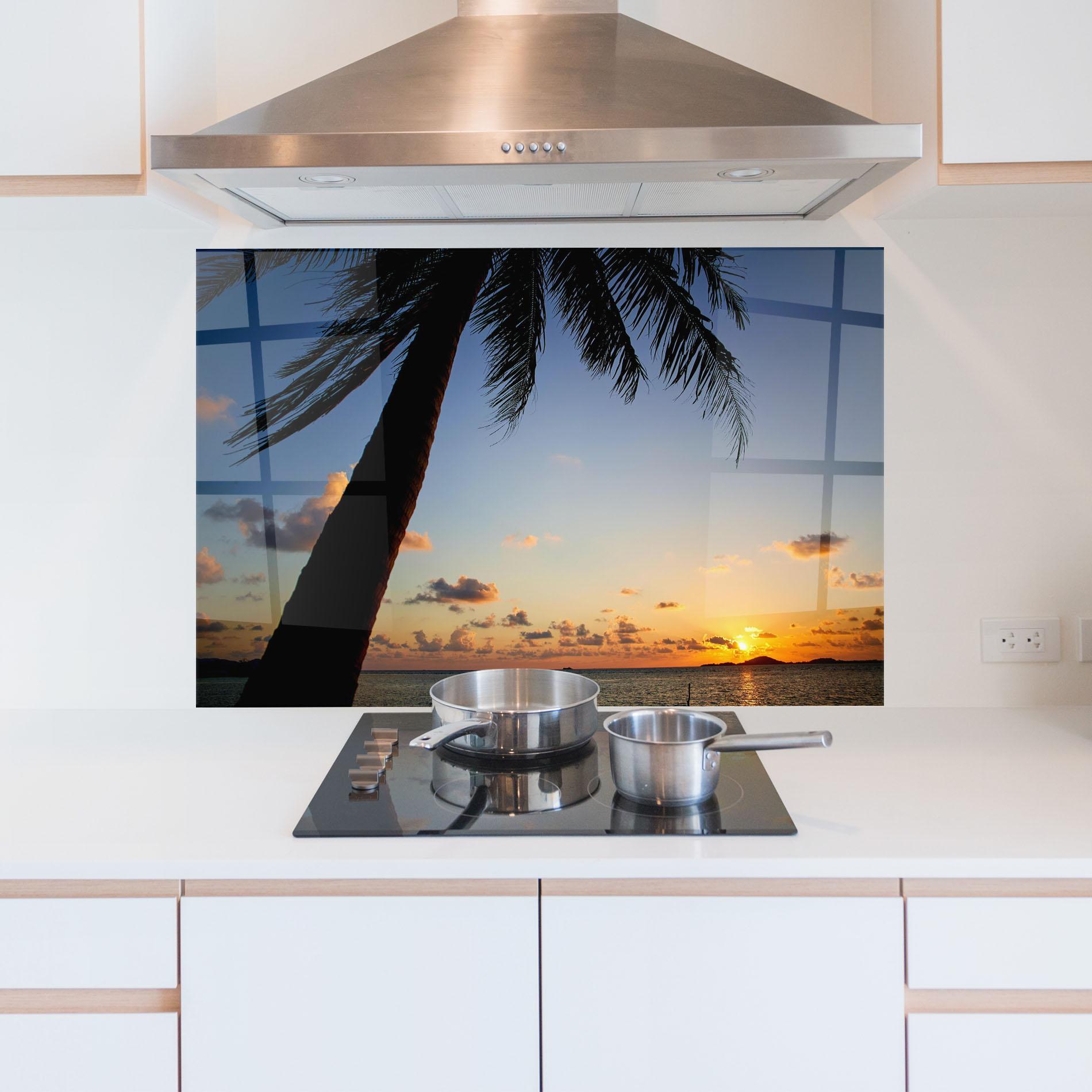 Panel Szklany do Kuchni Palm Tree Silhouette mockup 5