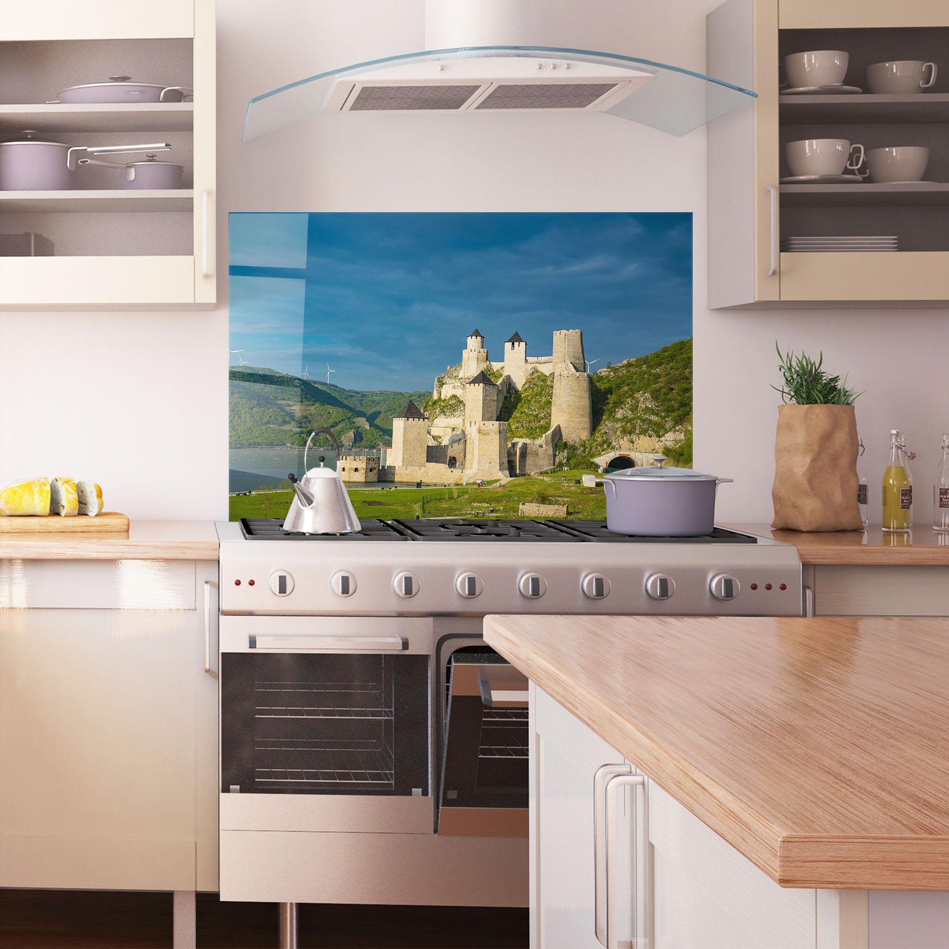 Panel Szklany do Kuchni Medieval Golubac Serbia mockup 1