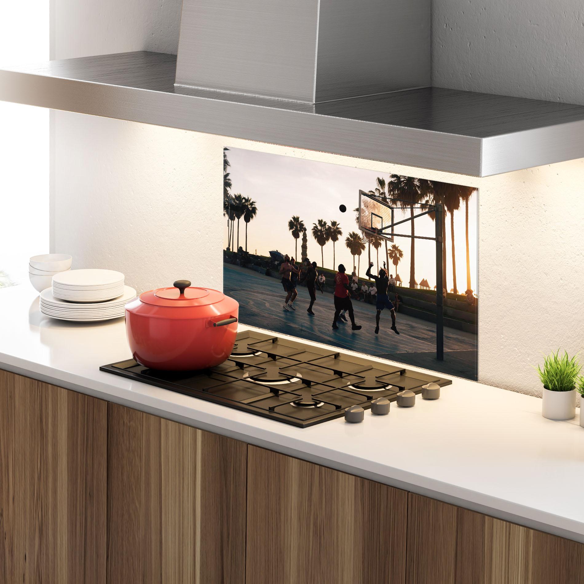 Panel Szklany do Kuchni Basketball Friends mockup 4