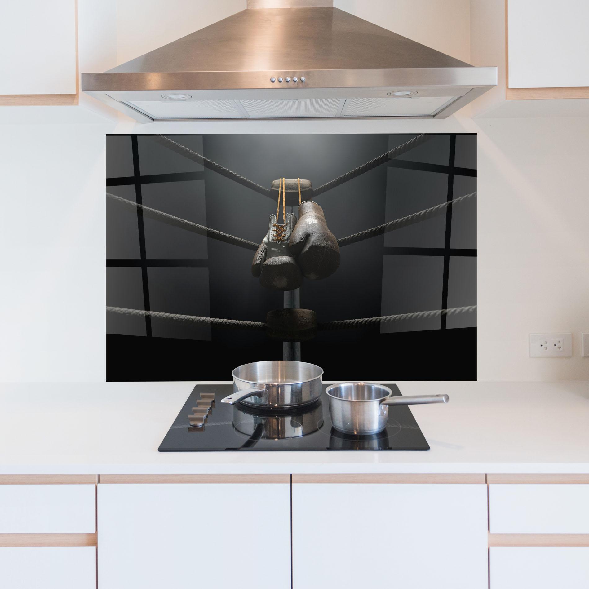 Panel Szklany do Kuchni Black Boxing Glove mockup 5