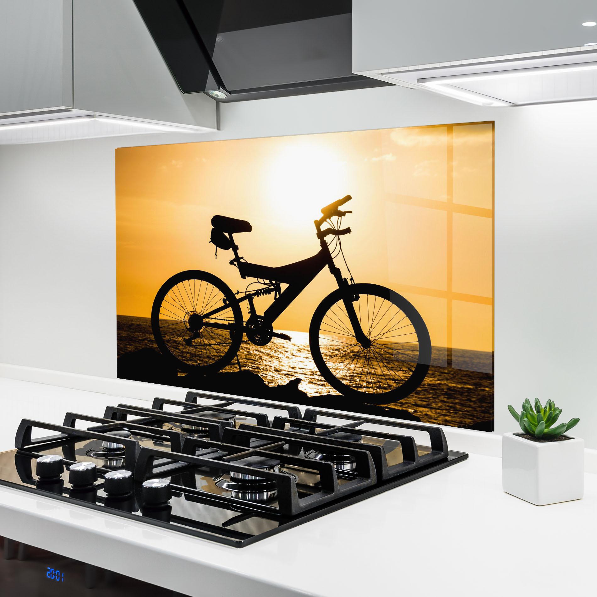 Panel Szklany do Kuchni Cream Sky Bike mockup 6