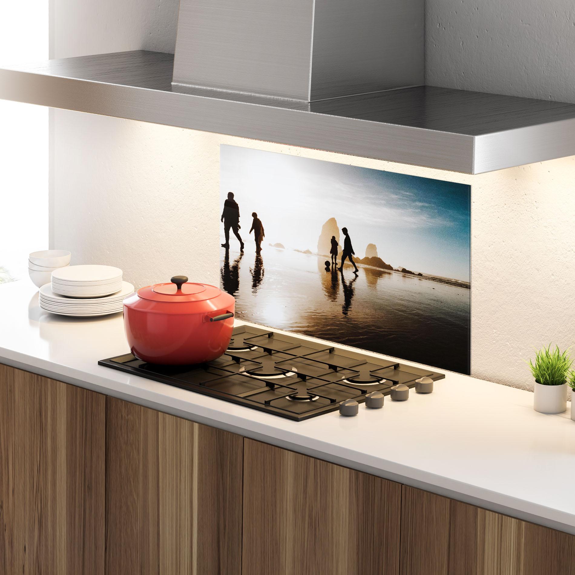 Panel Szklany do Kuchni Football On Water mockup 4