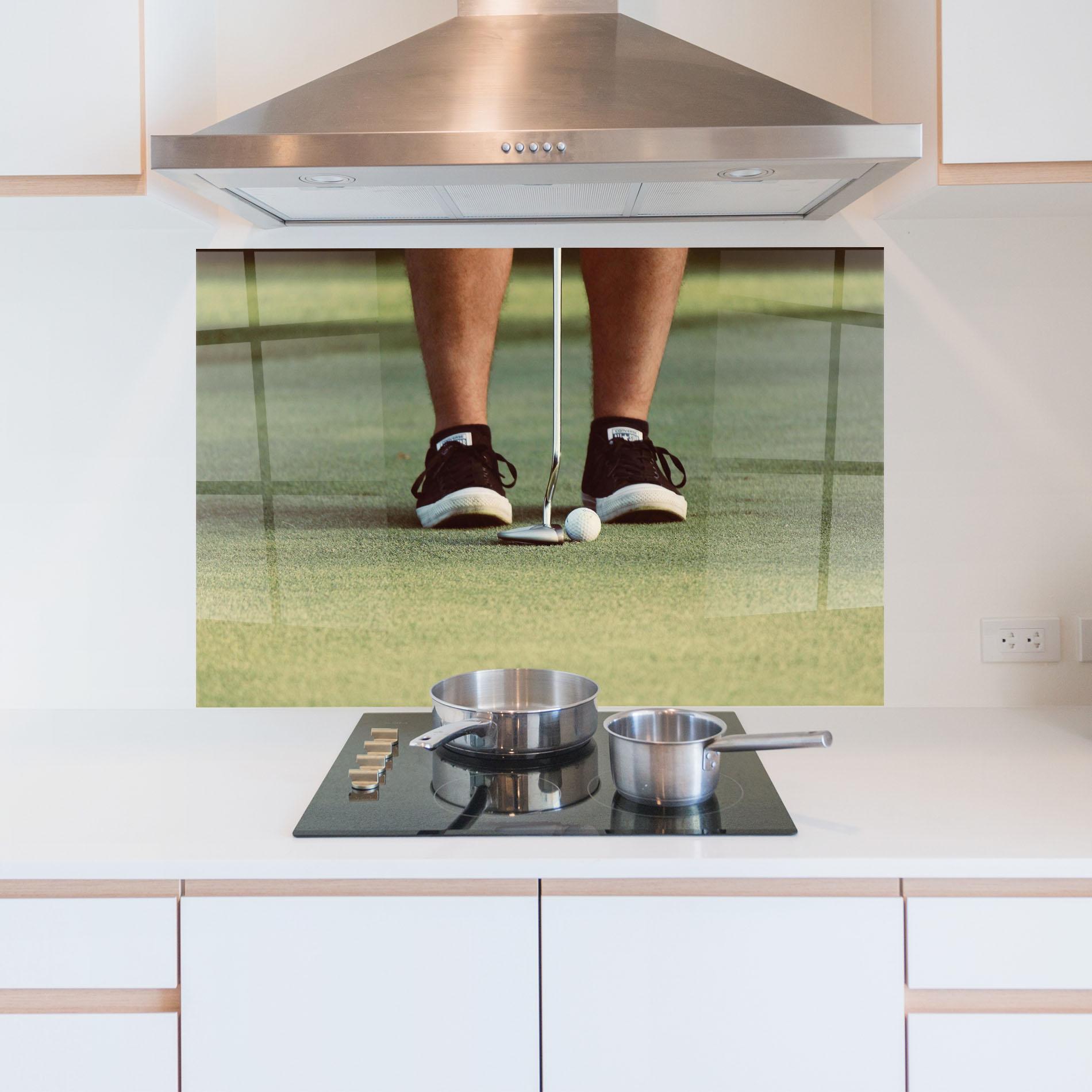 Panel Szklany do Kuchni Converse Golf Ball mockup 5