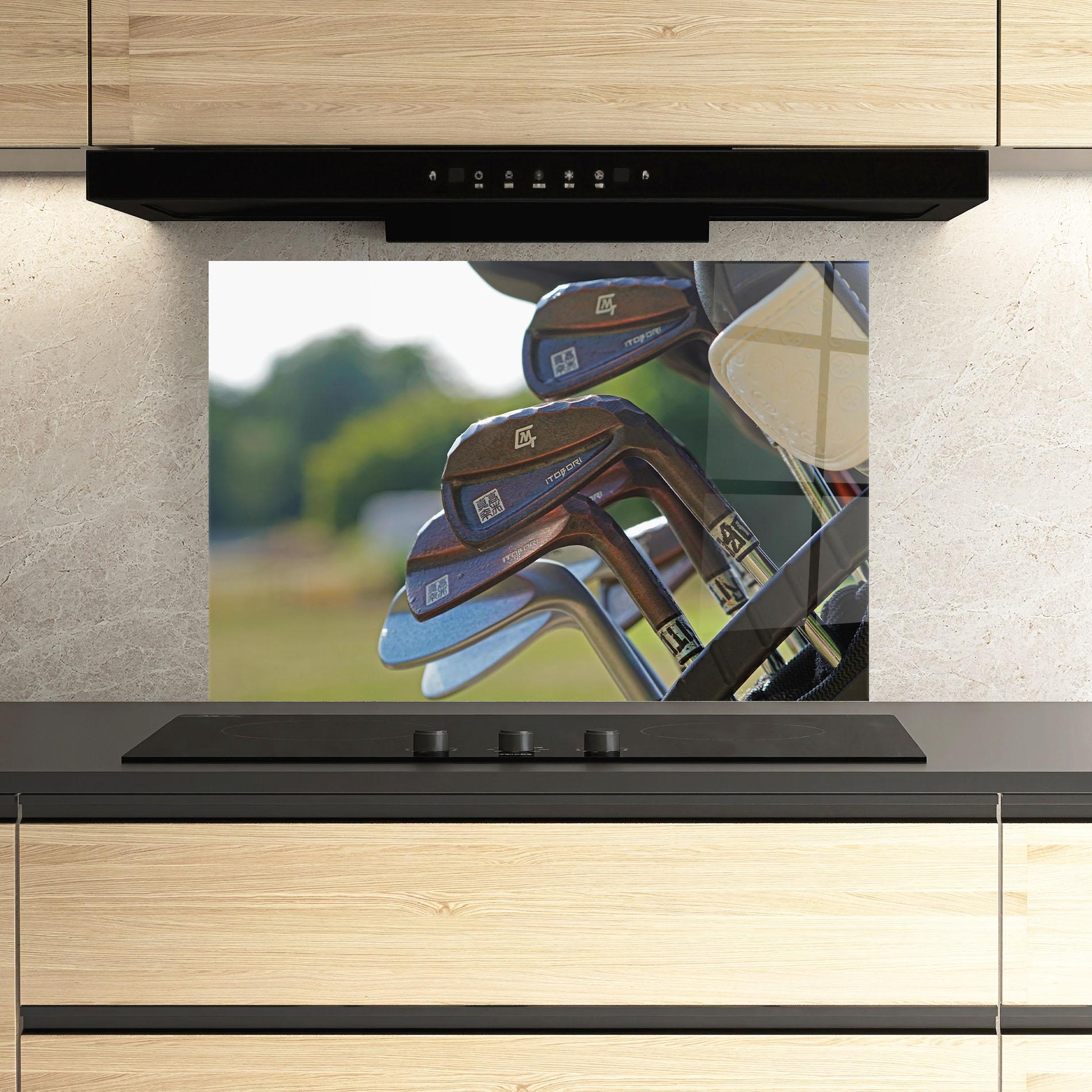 Panel Szklany do Kuchni Brown Golf Club mockup 3