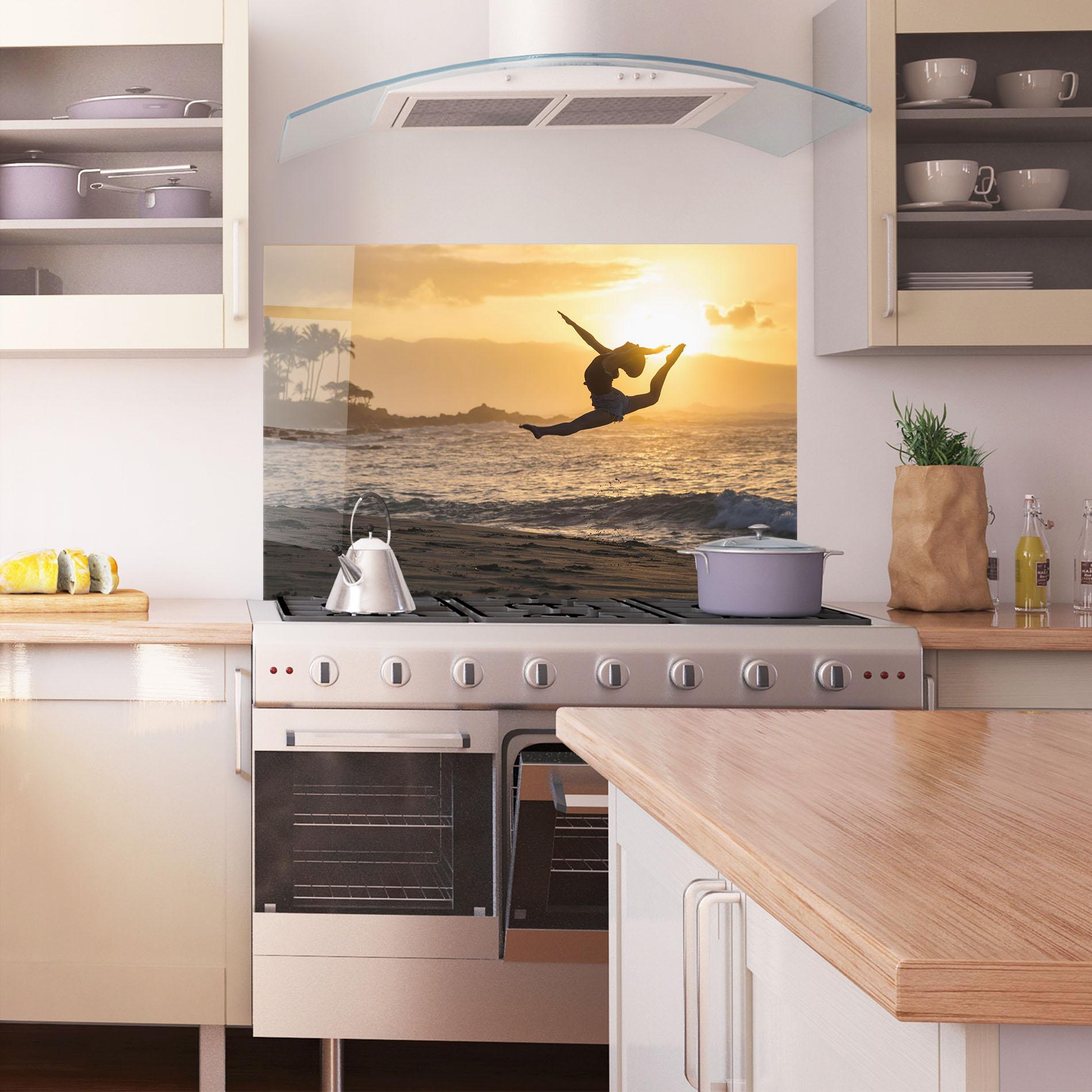 Panel Szklany do Kuchni Radiant Ripple mockup 1