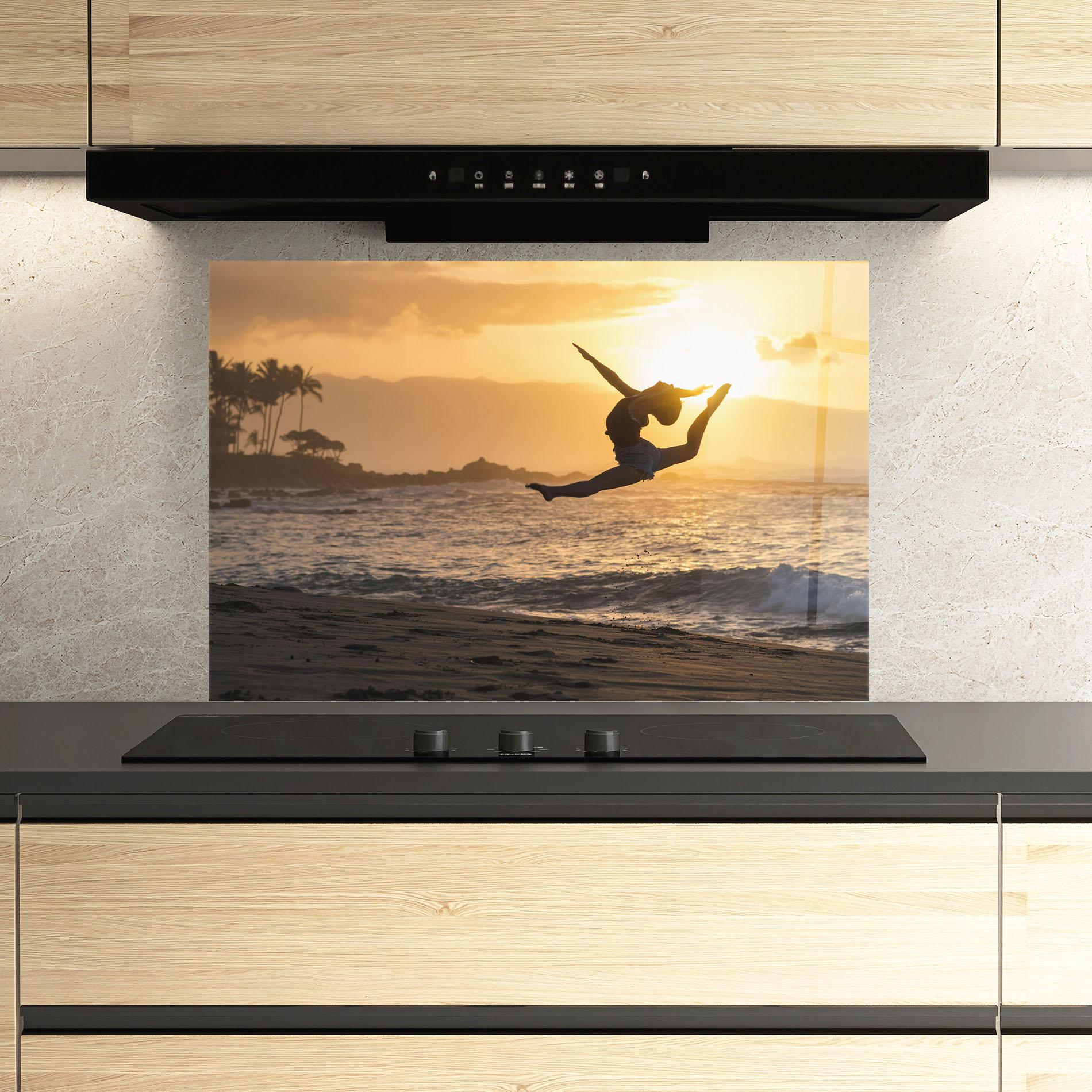 Panel Szklany do Kuchni Radiant Ripple mockup 3