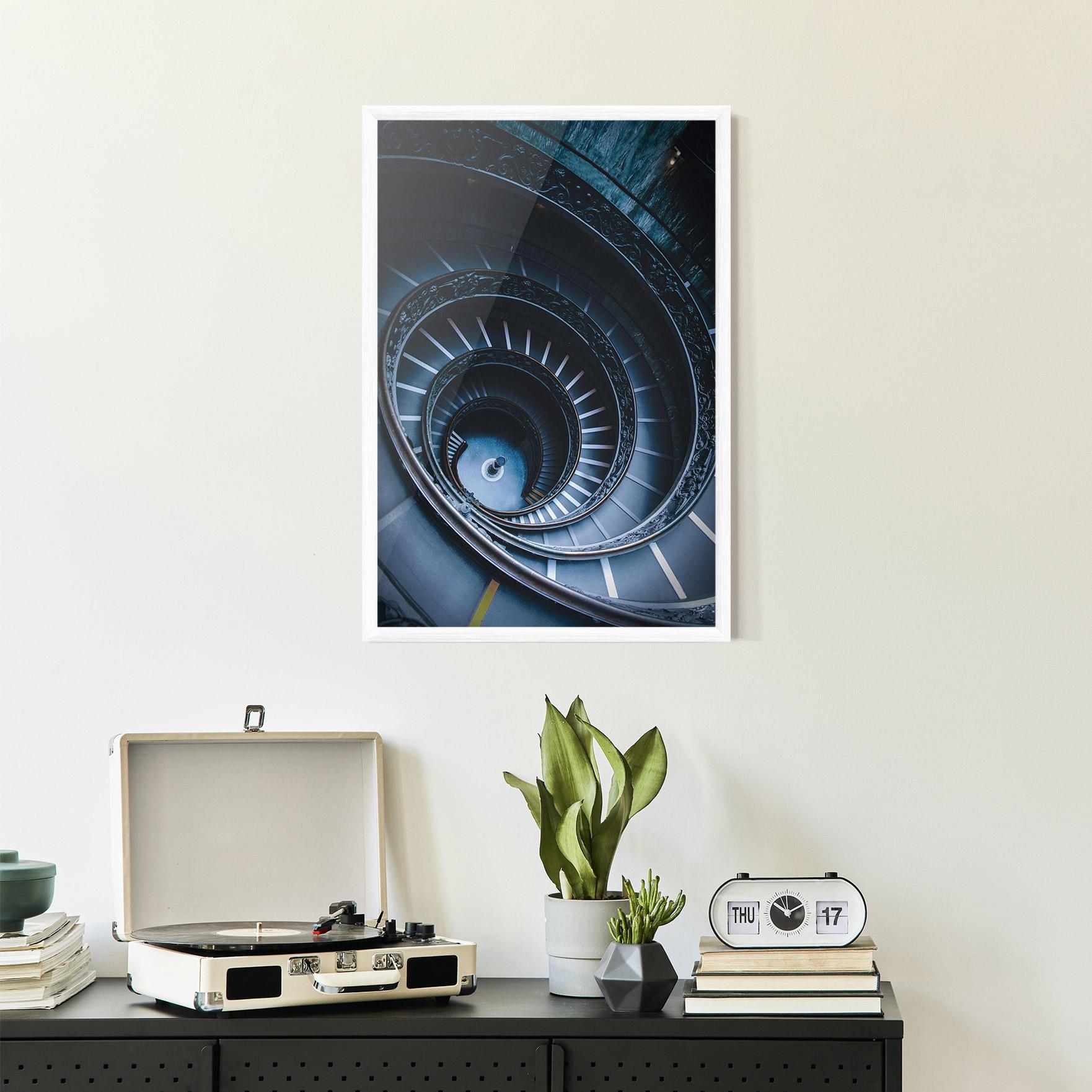 Plakat w Ramie Spiral Museum mockup 2
