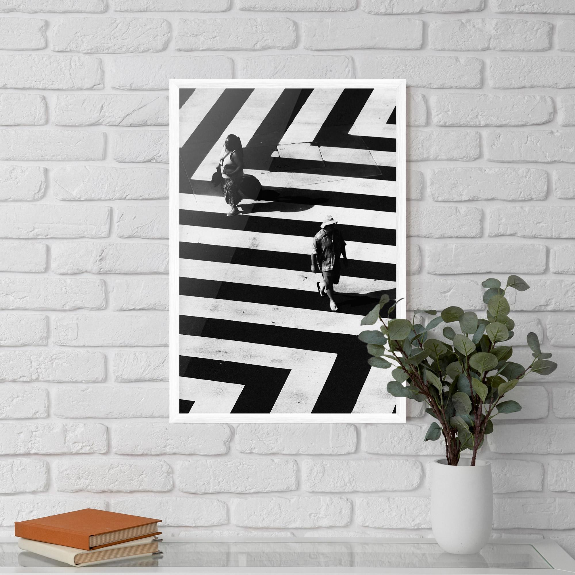 Plakat w Ramie Walking On Lines mockup 5