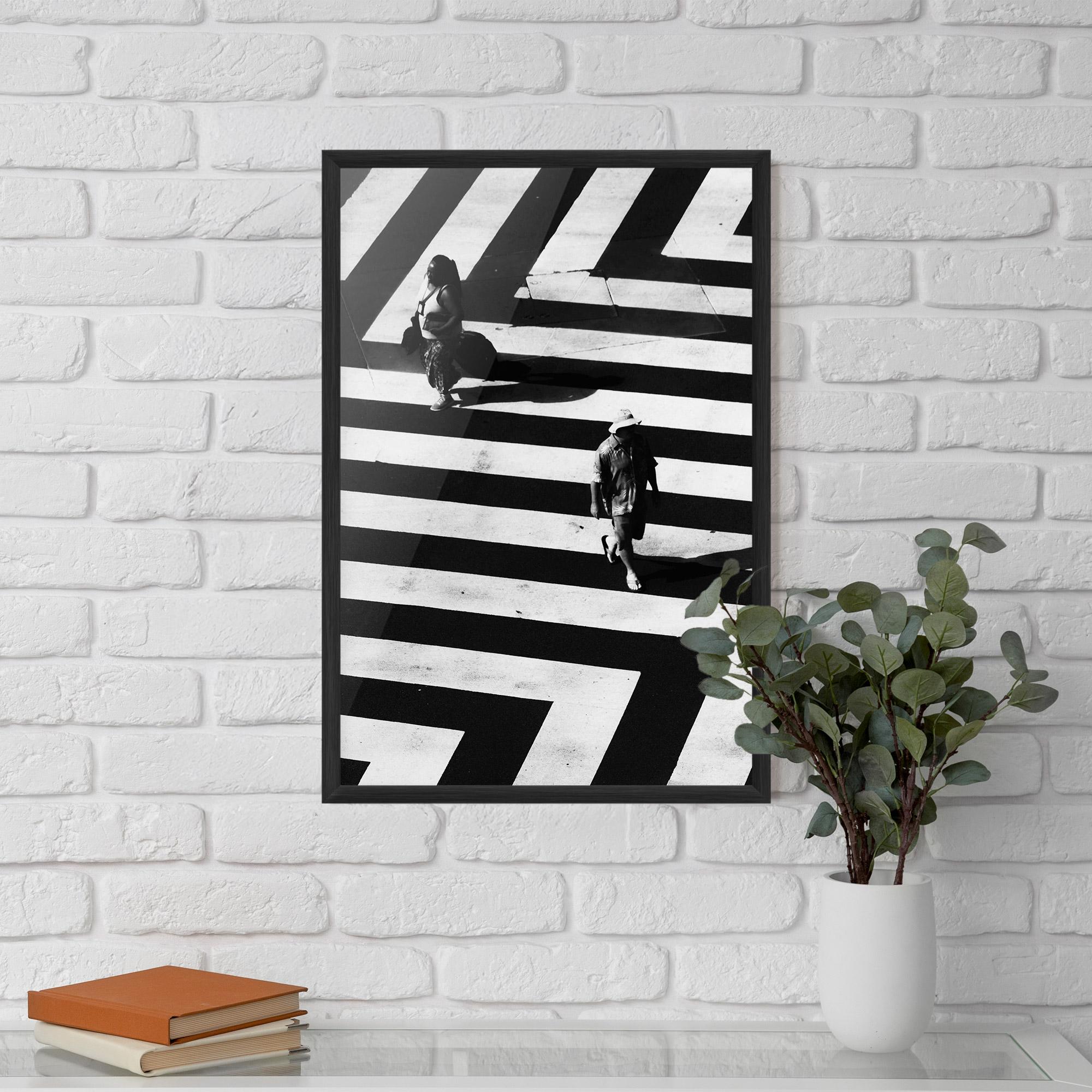 Plakat w Ramie Walking On Lines mockup 5