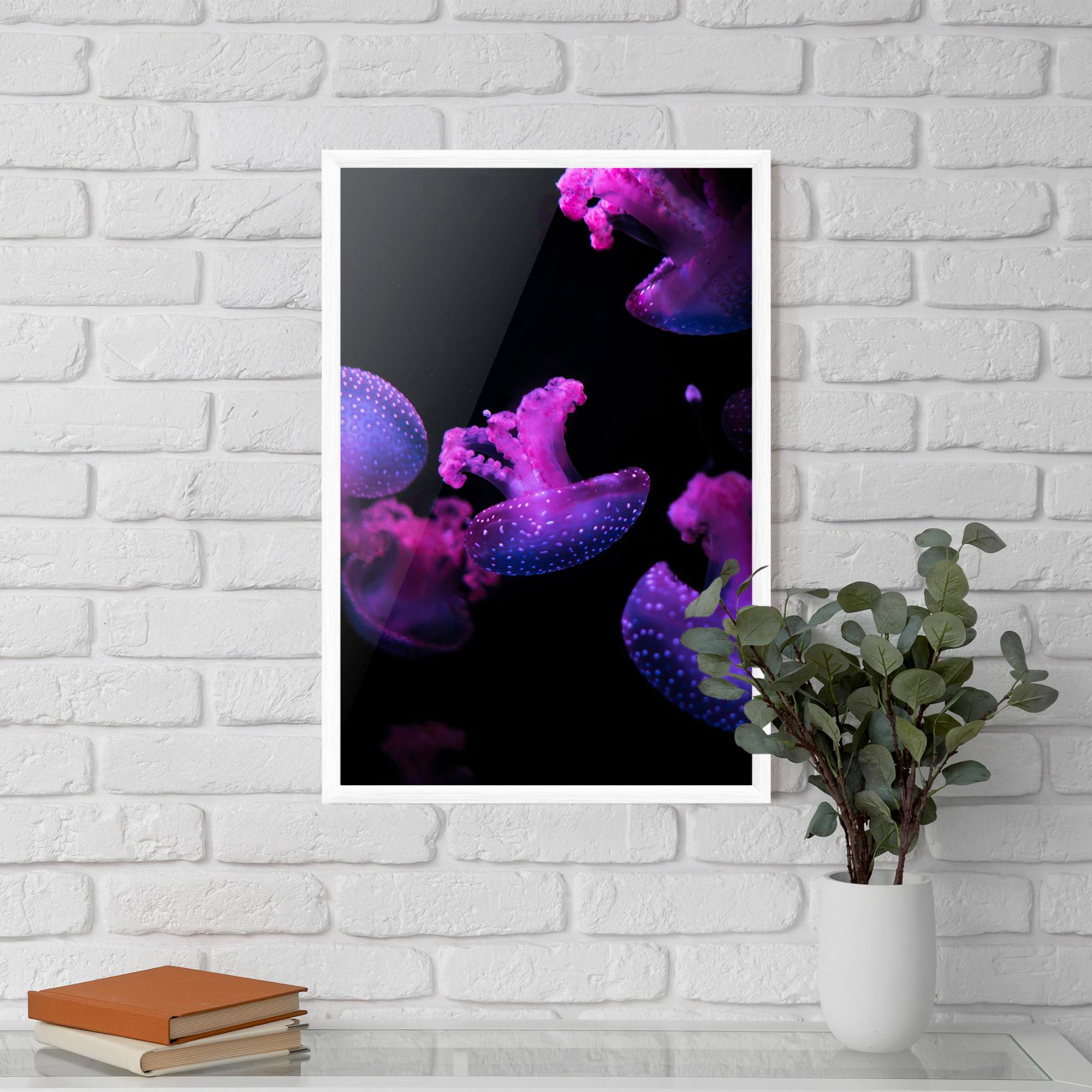 Plakat w Ramie Little Purple Jellyfish mockup 5