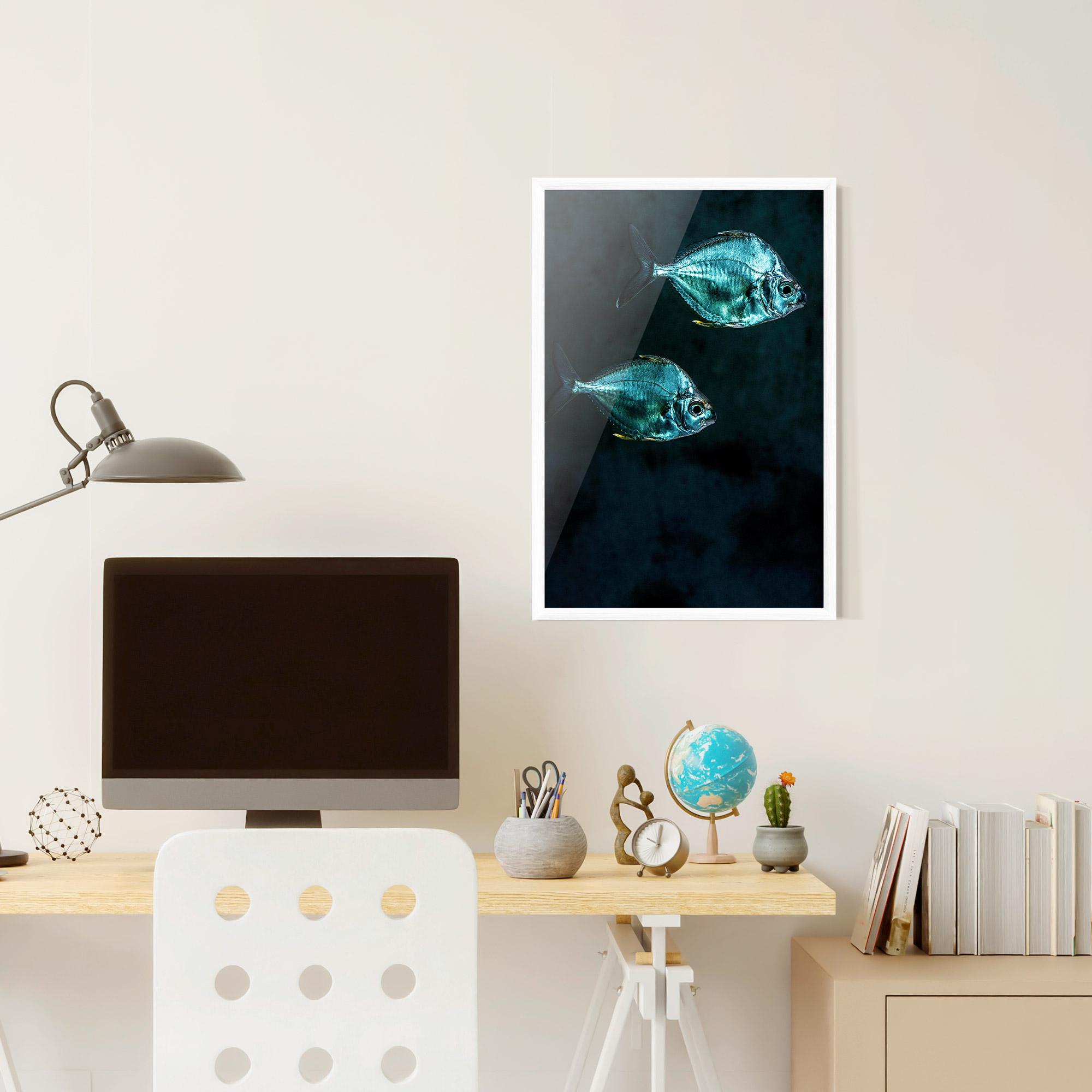Plakat w Ramie Silver Fish mockup 6