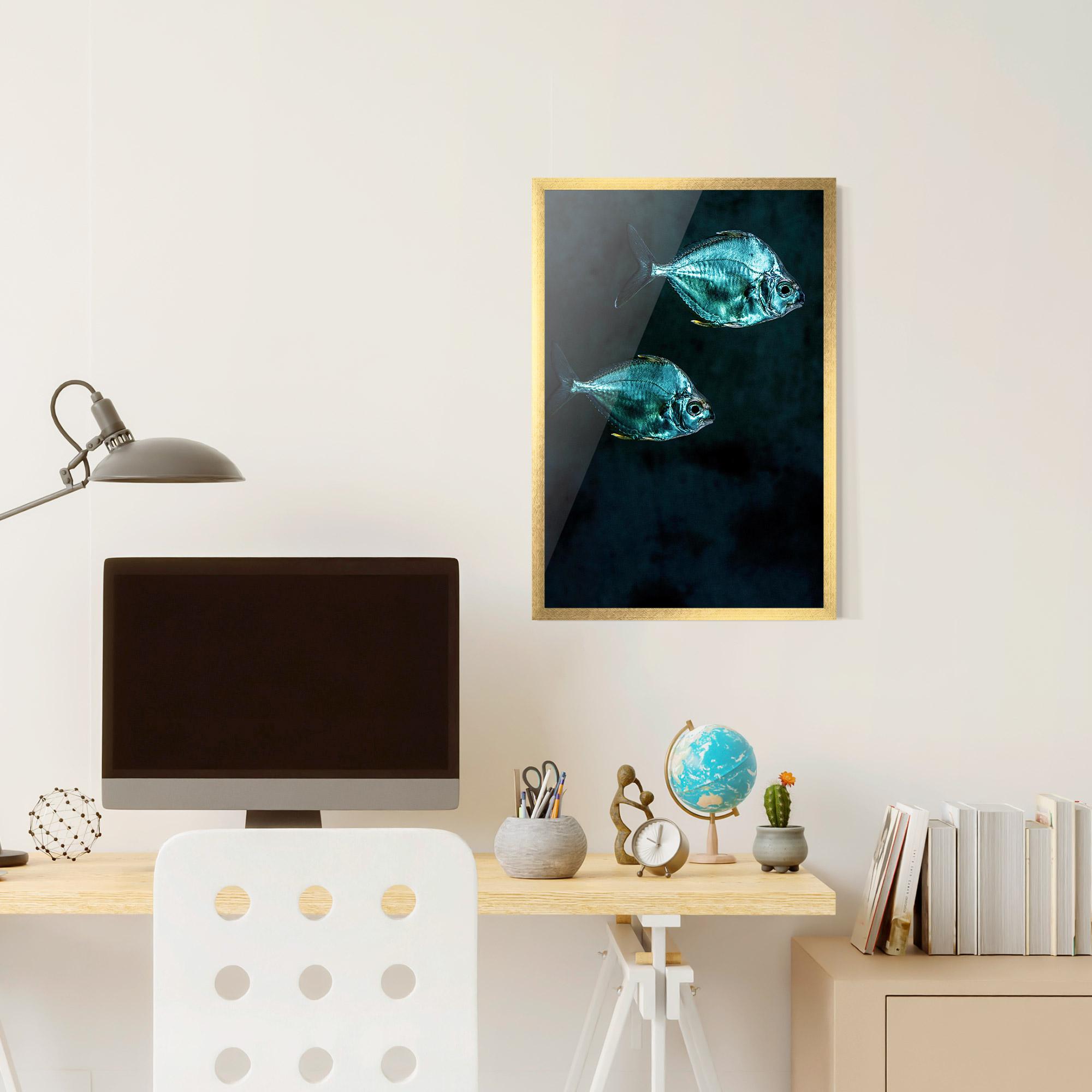 Plakat w Ramie Silver Fish mockup 6