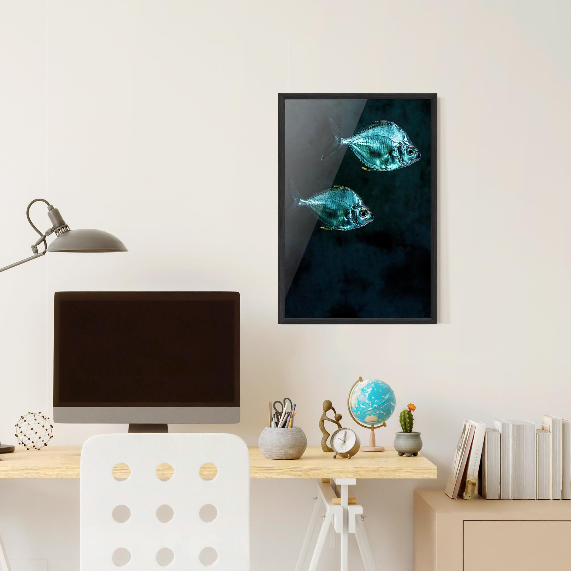 Plakat w Ramie Silver Fish mockup 6