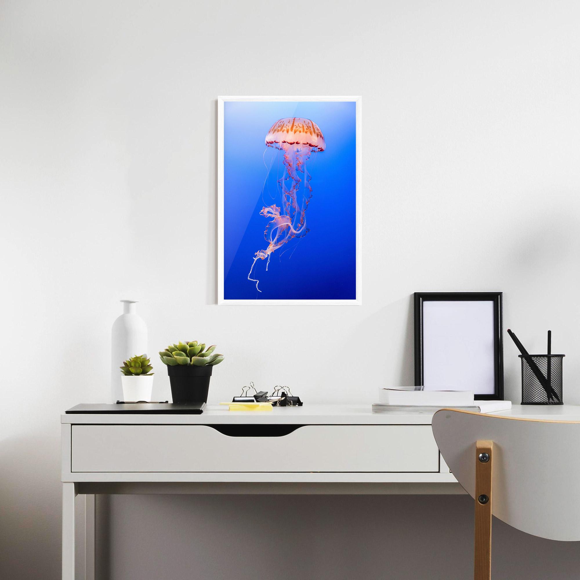 Plakat w Ramie Pretty White Jellyfish mockup 7