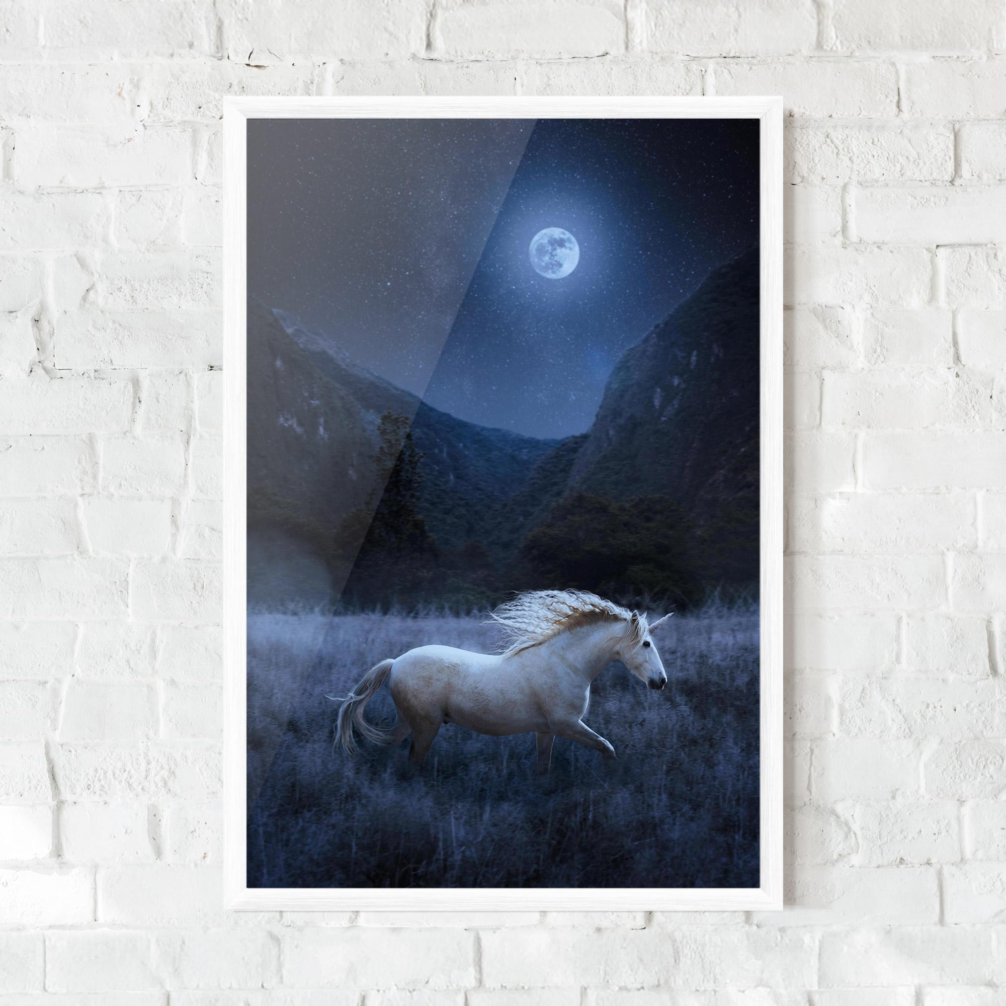 Plakat w Ramie Blue Moon Unicorn mockup 0