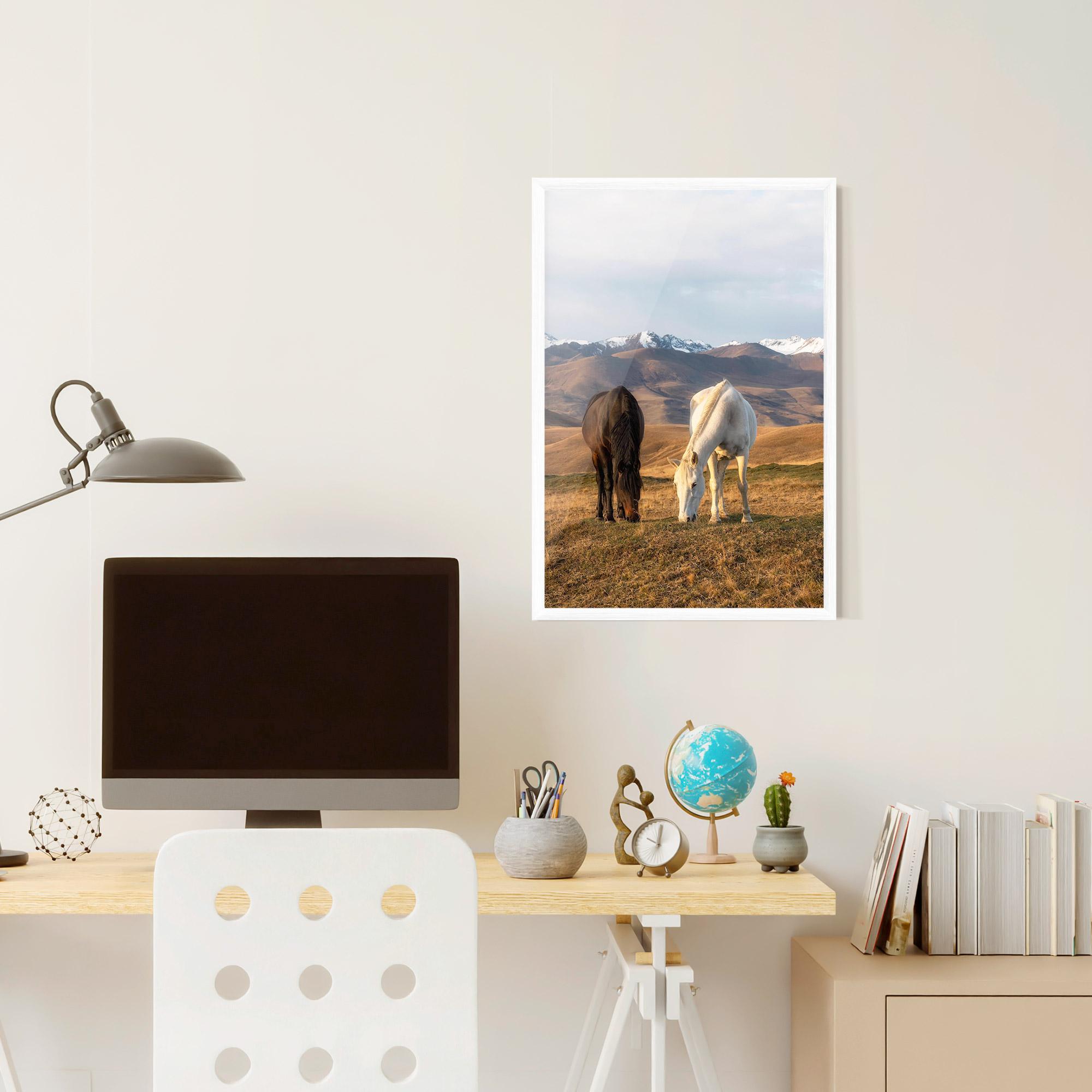 Plakat w Ramie Mountain Horses mockup 6