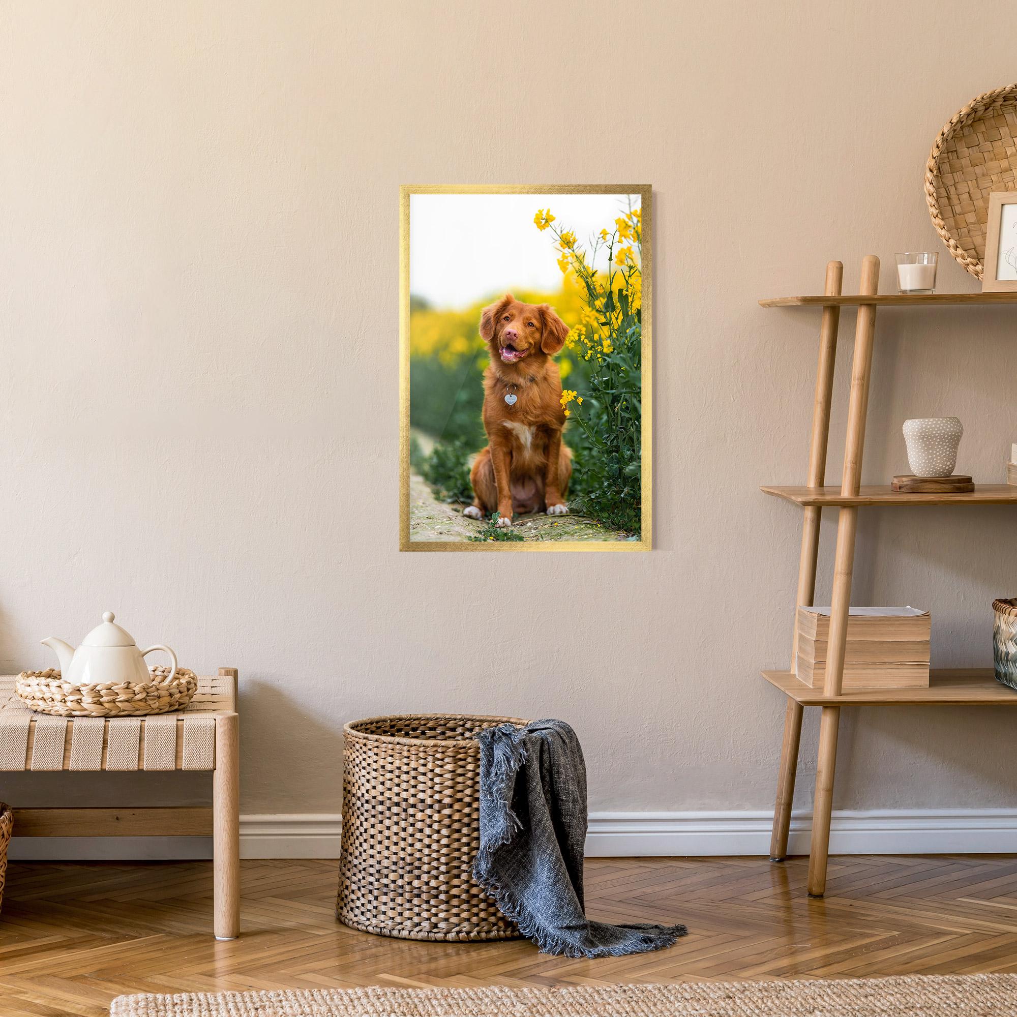 Plakat w Ramie Dog Yellow Flowers mockup 9