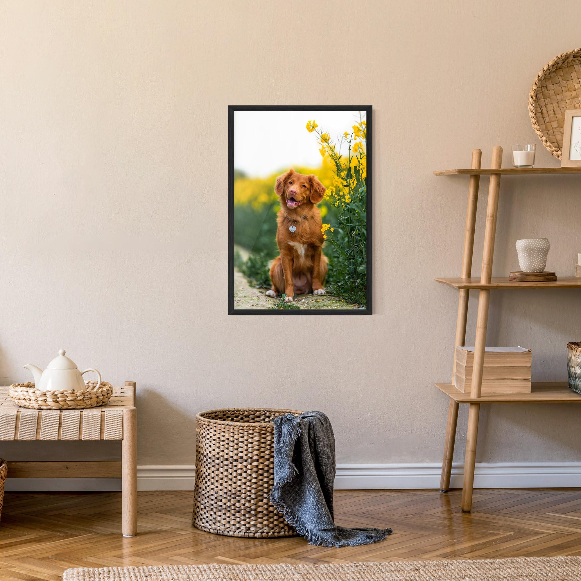 Plakat w Ramie Dog Yellow Flowers mockup 9