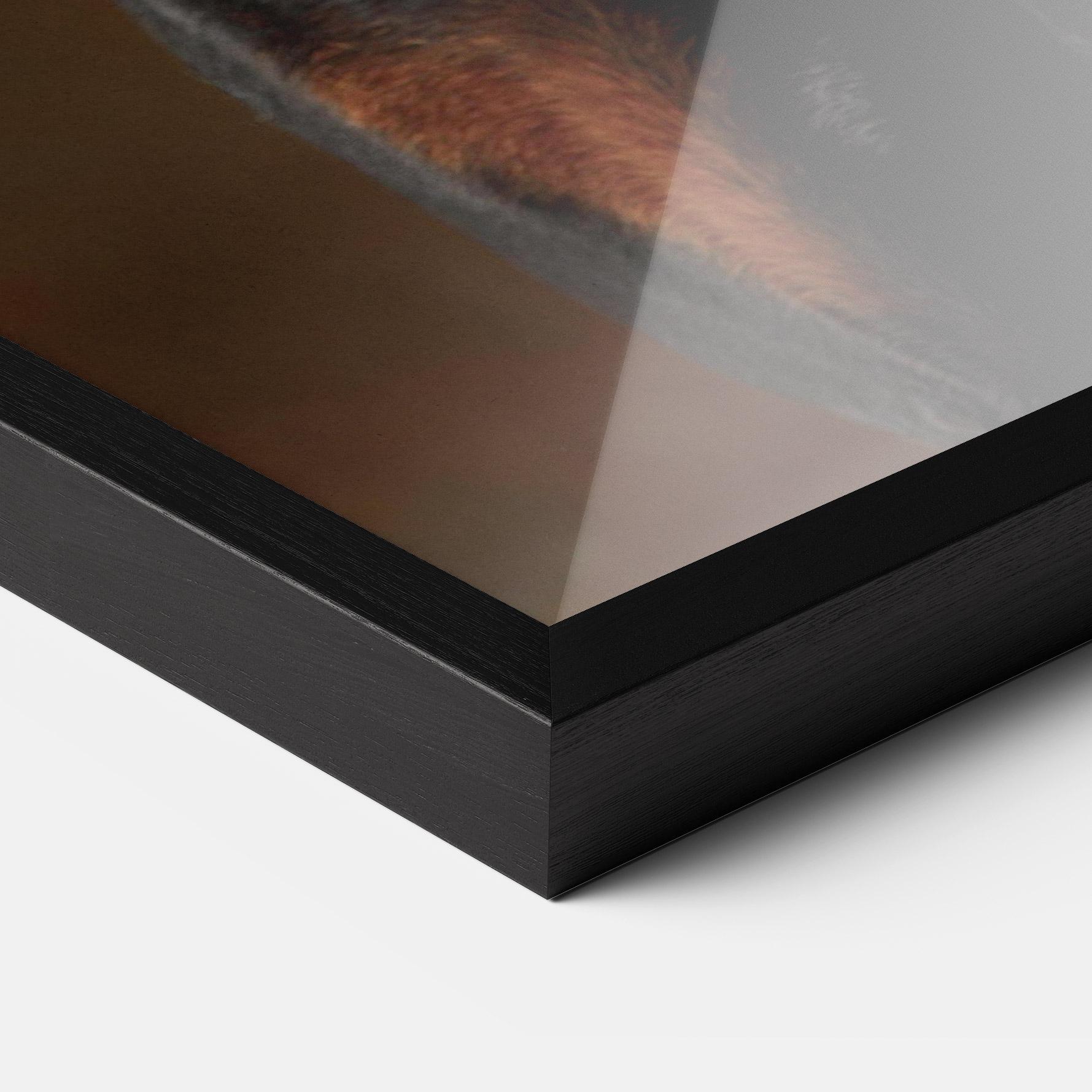 Plakat w Ramie Doberman Looking mockup 3