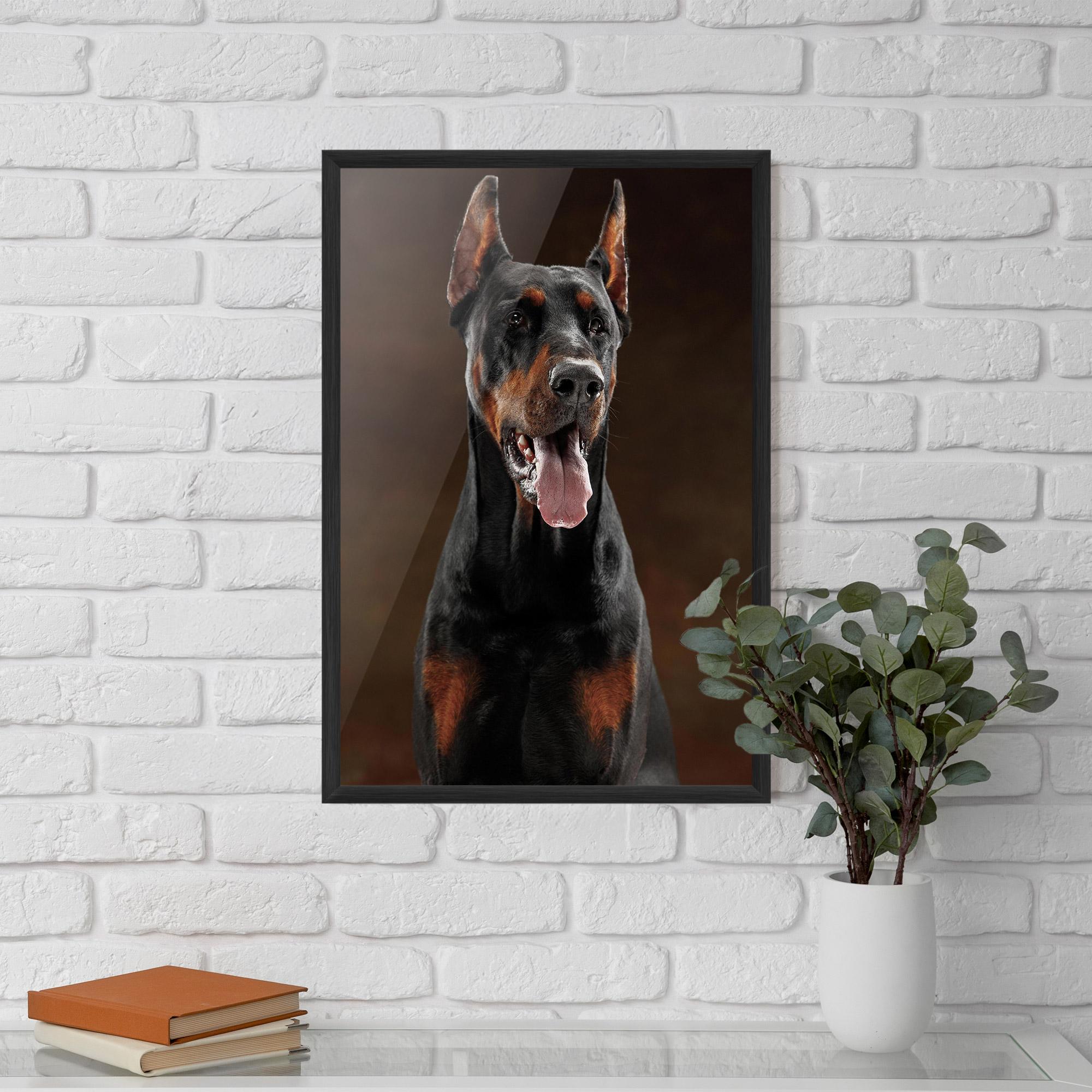 Plakat w Ramie Doberman Looking mockup 5