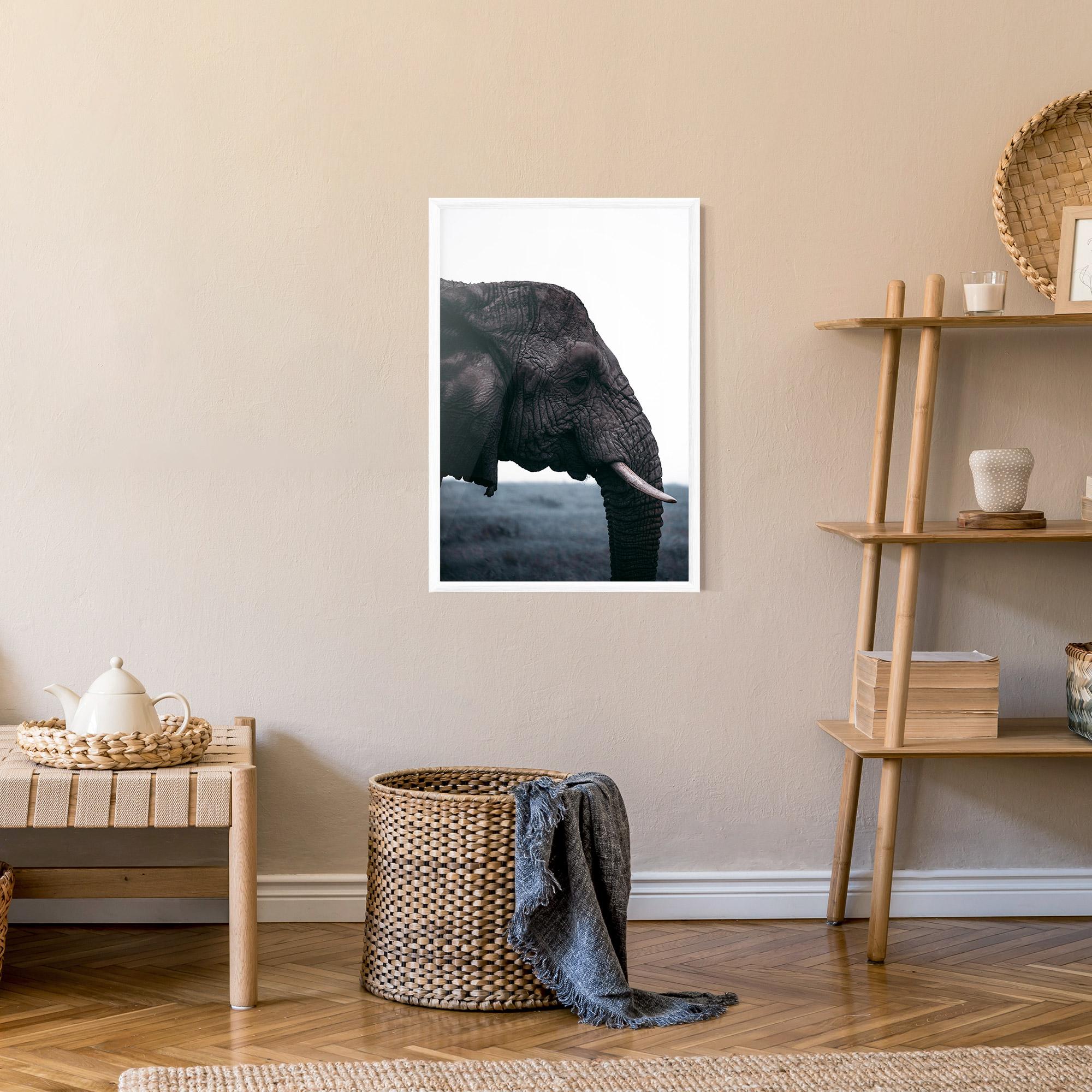 Plakat w Ramie Close Grey Eelephant mockup 9