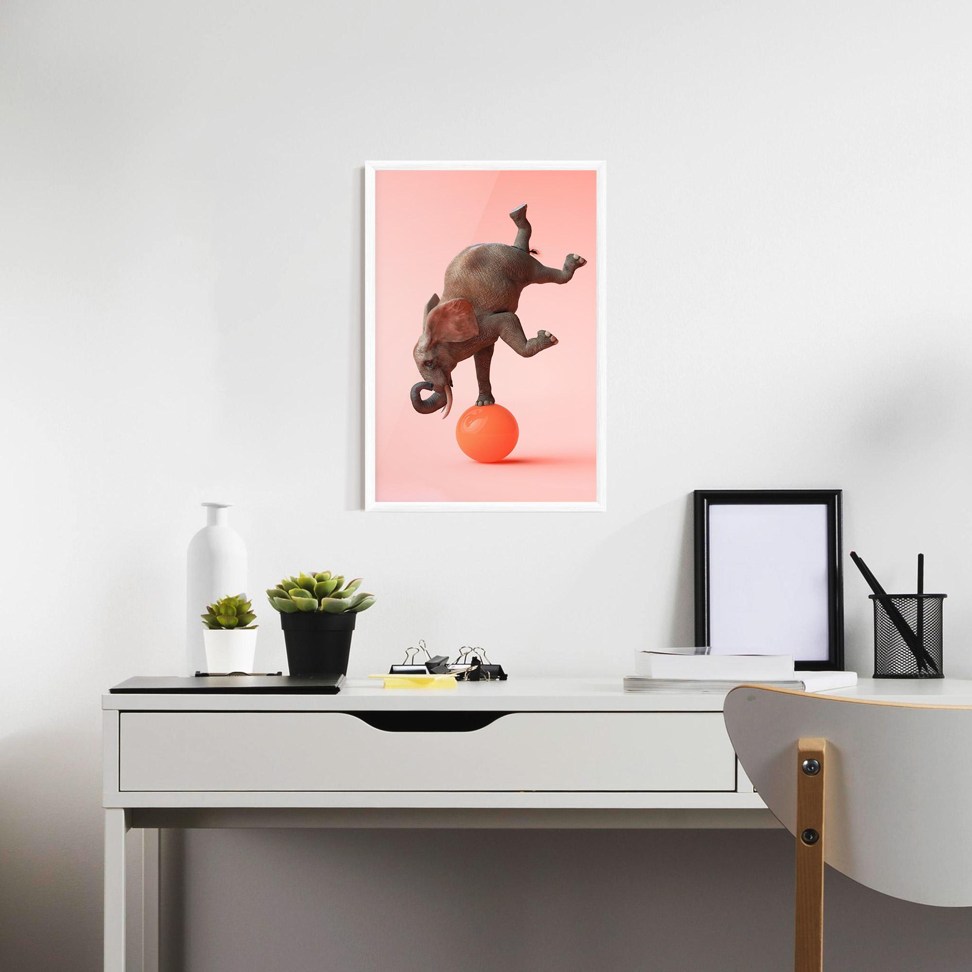 Plakat w Ramie Ball Elephant mockup 7