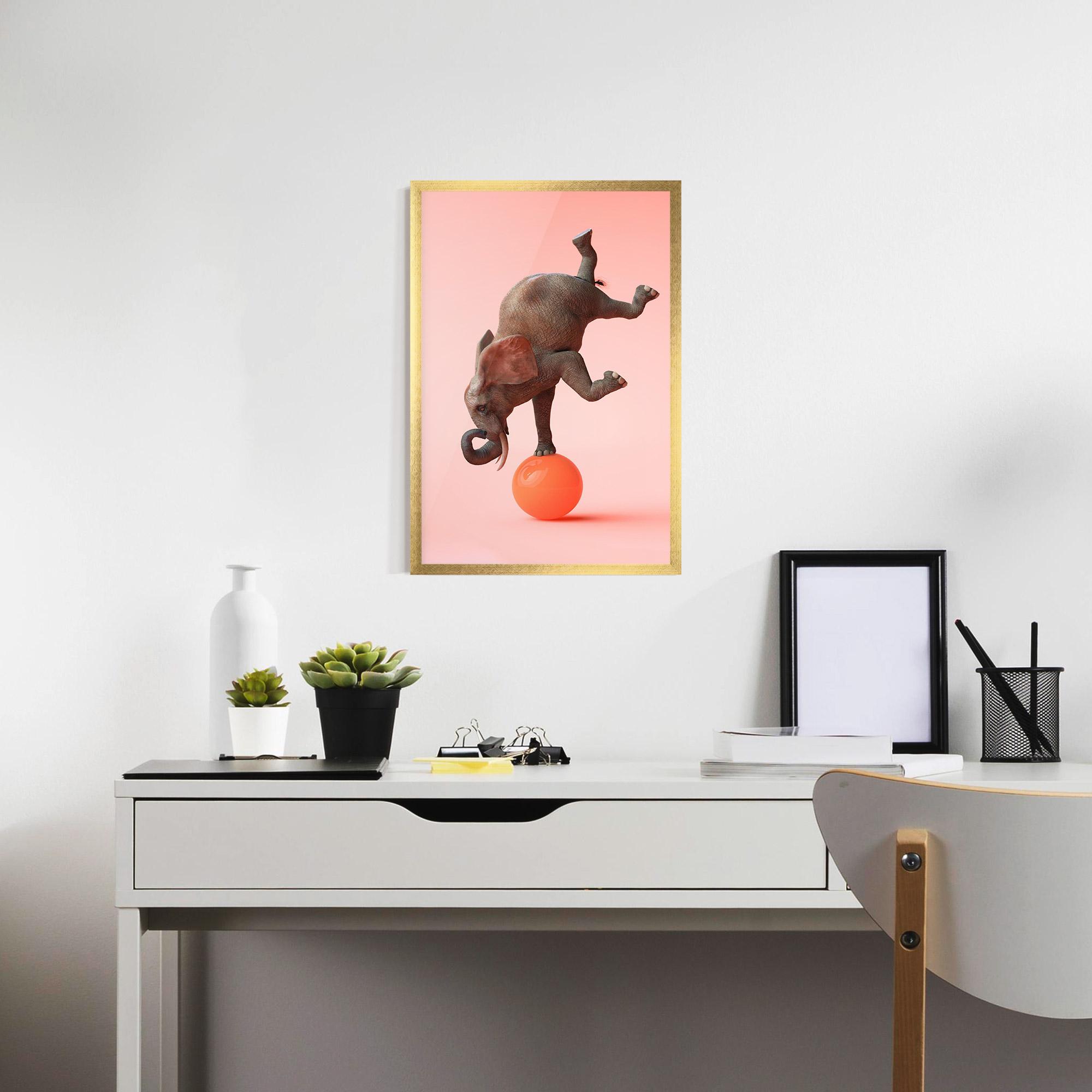 Plakat w Ramie Ball Elephant mockup 7