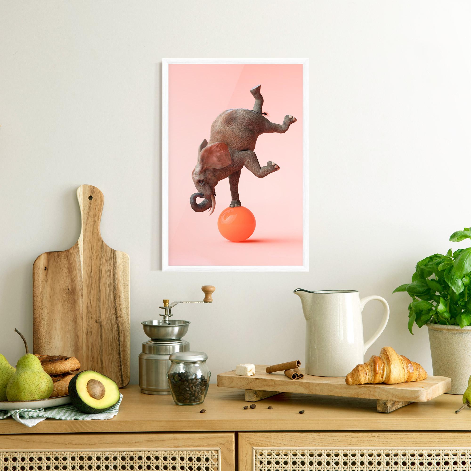 Plakat w Ramie Ball Elephant mockup 8