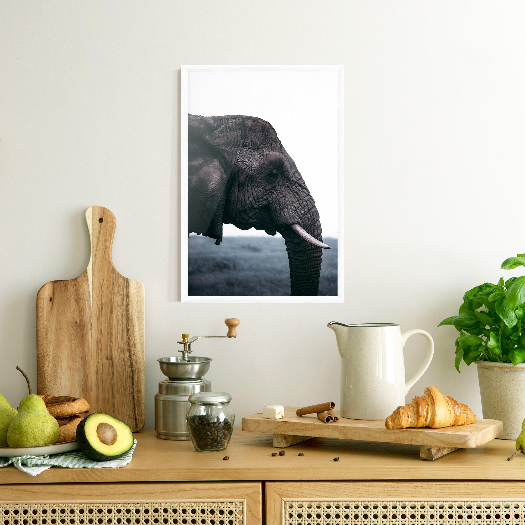 Plakat w Ramie Close Grey Eelephant mockup 8