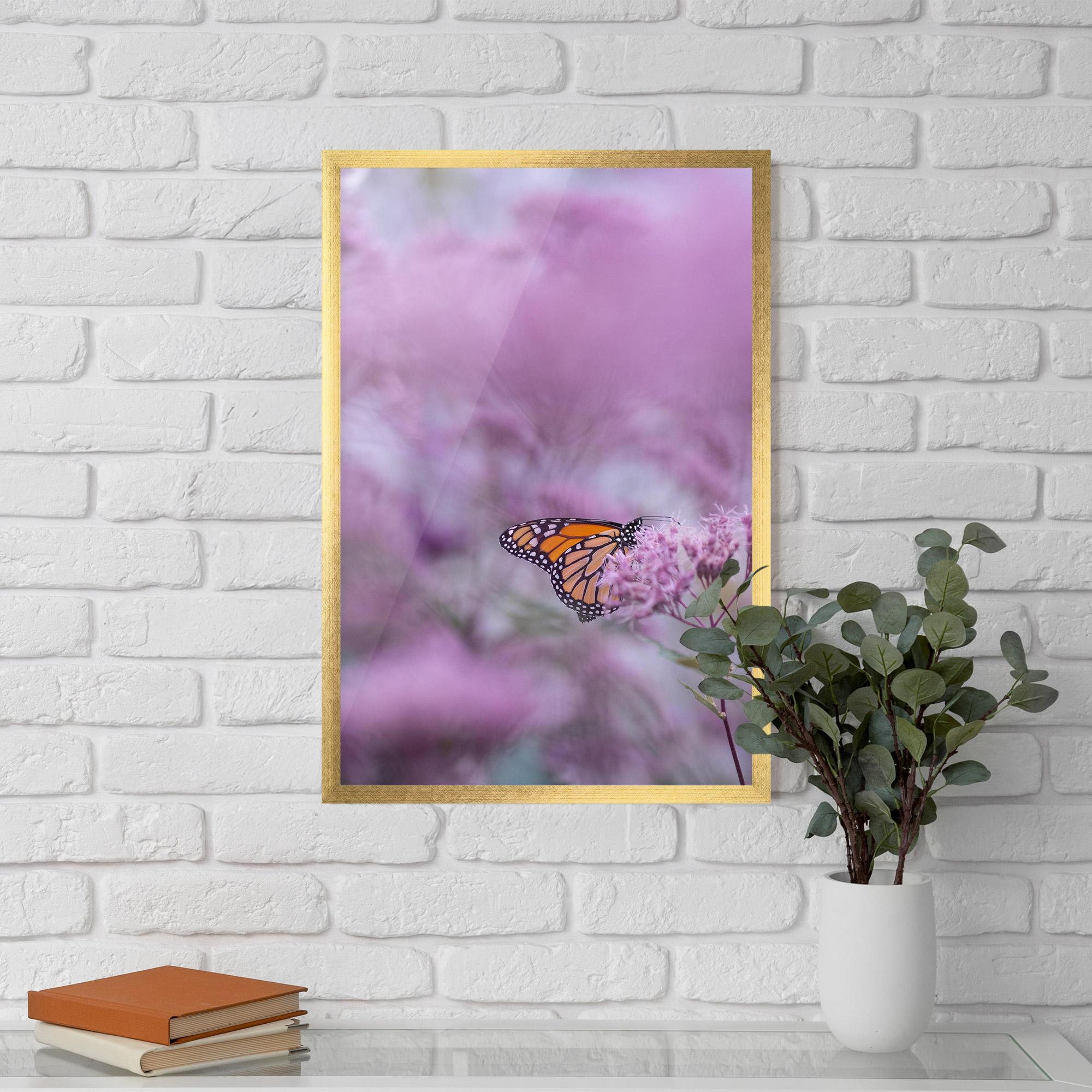 Plakat w Ramie Purple Flower Butterfly mockup 5
