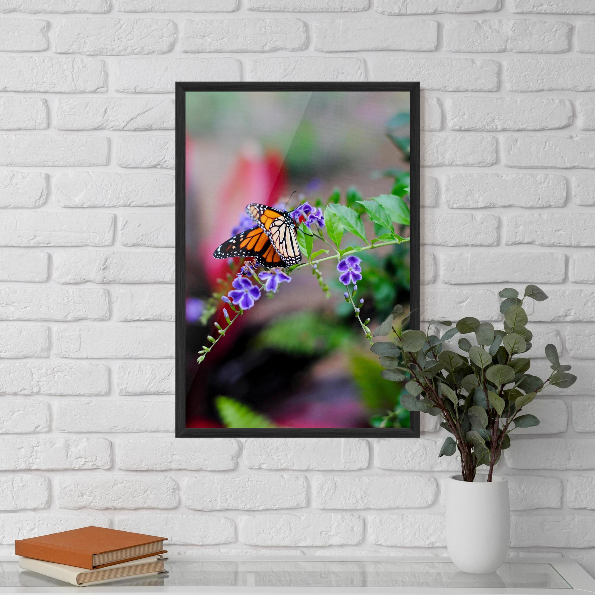 Plakat w Ramie Strong Orange Butterfly mockup 5