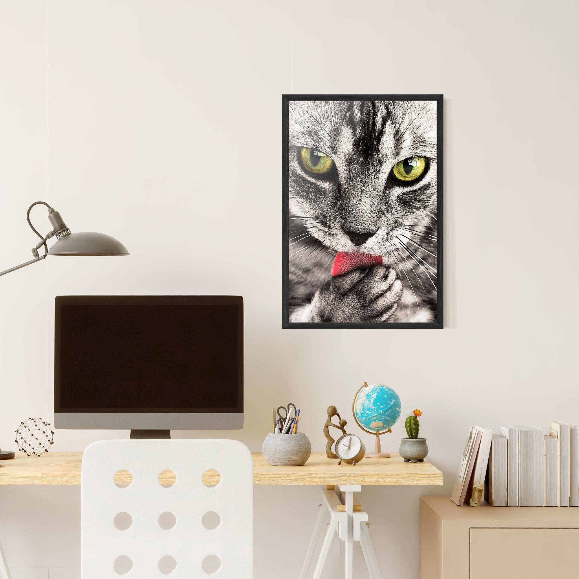 Plakat w Ramie Green Eyes Close Up Cat mockup 6