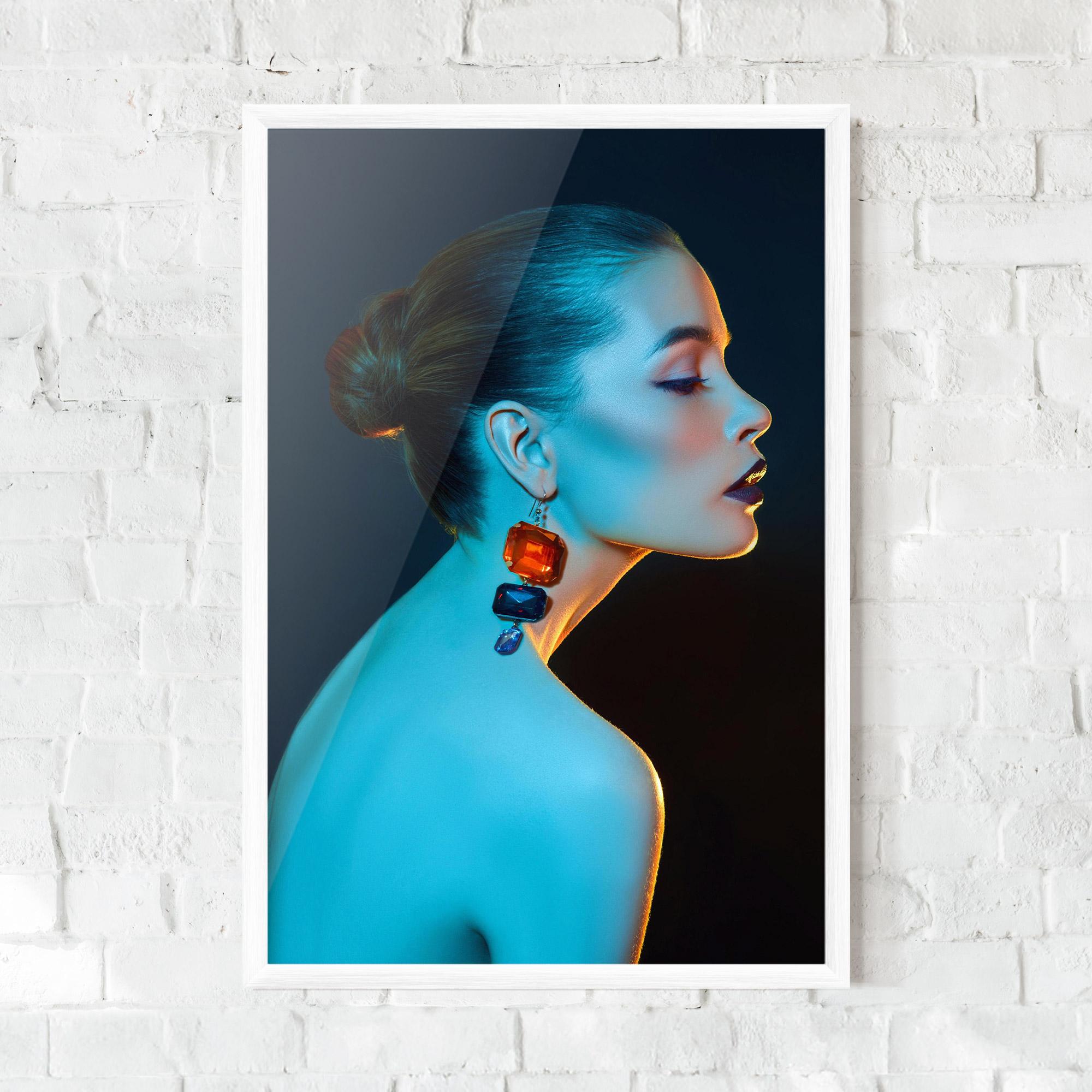 Plakat w Ramie Blue Light Earring mockup 0