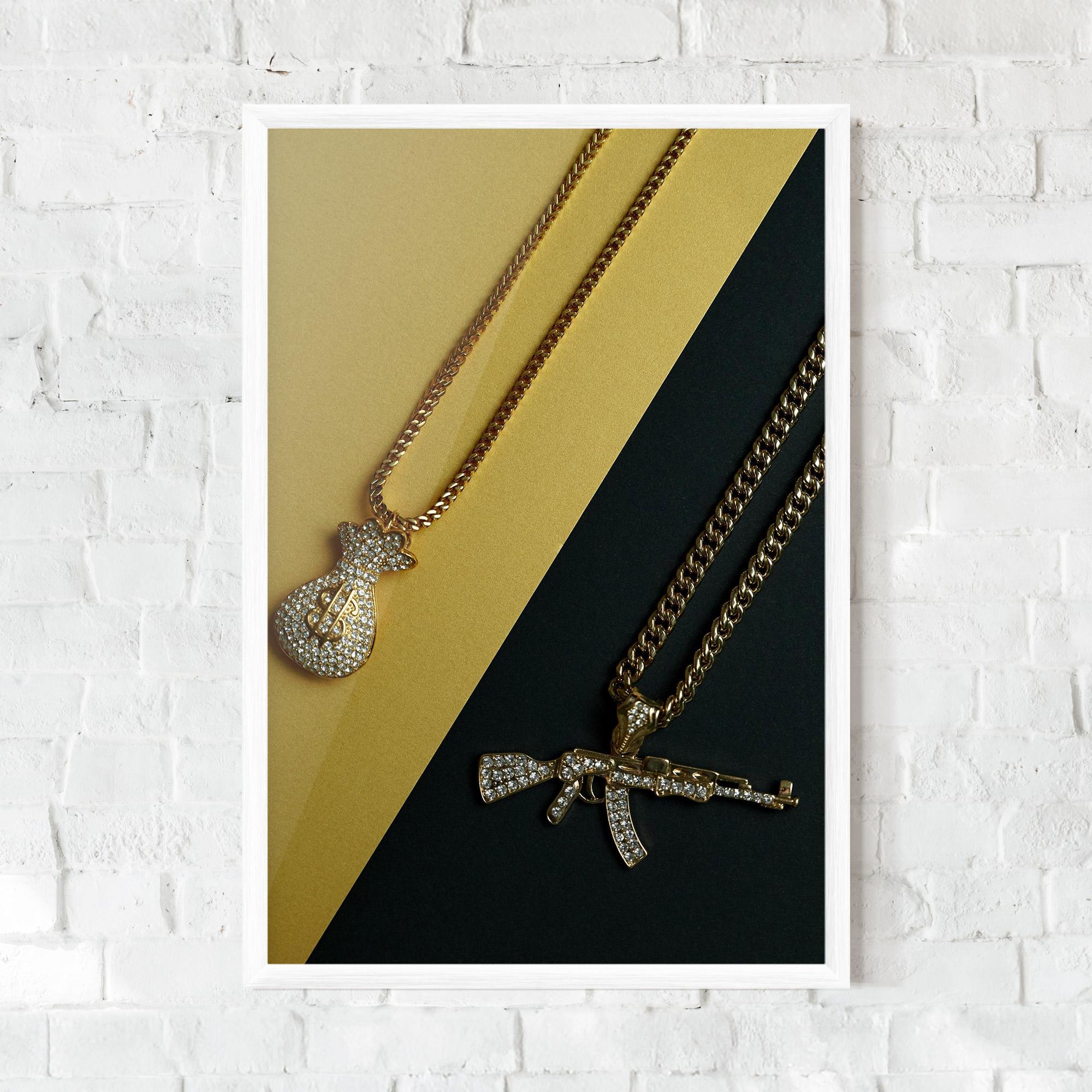 Plakat w Ramie Gun Neckace mockup 0