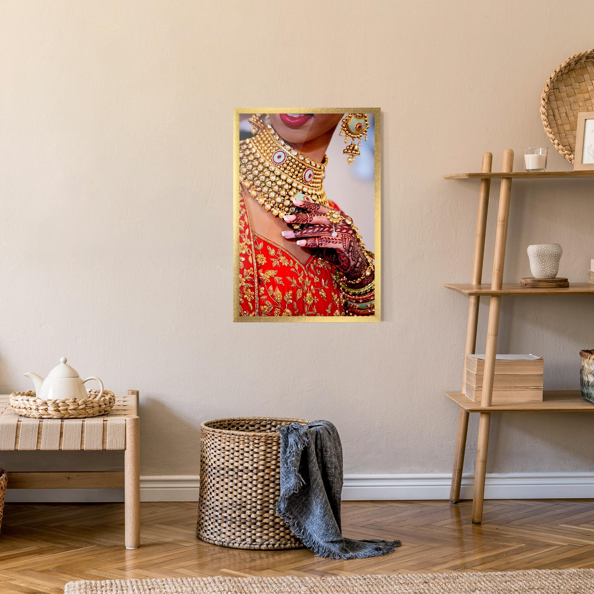 Plakat w Ramie Gold Beautiful Jewelry mockup 9