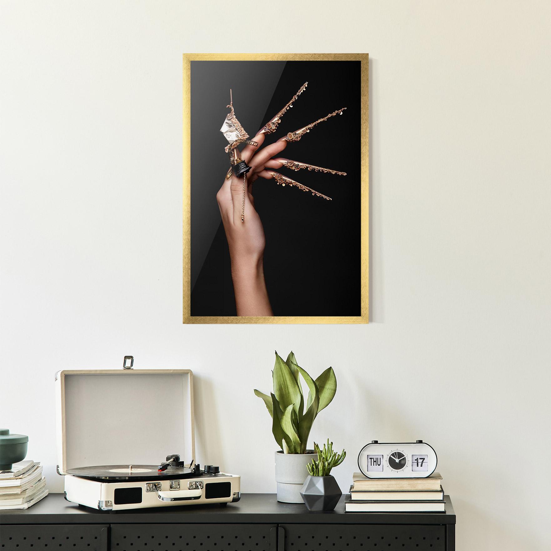 Plakat w Ramie Creative Design Nails mockup 2