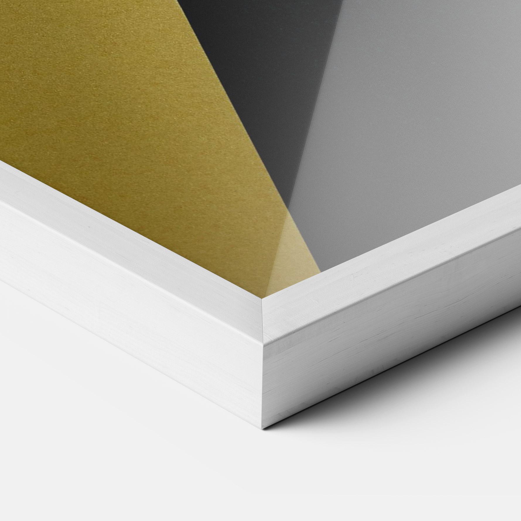 Plakat w Ramie Gun Neckace mockup 3