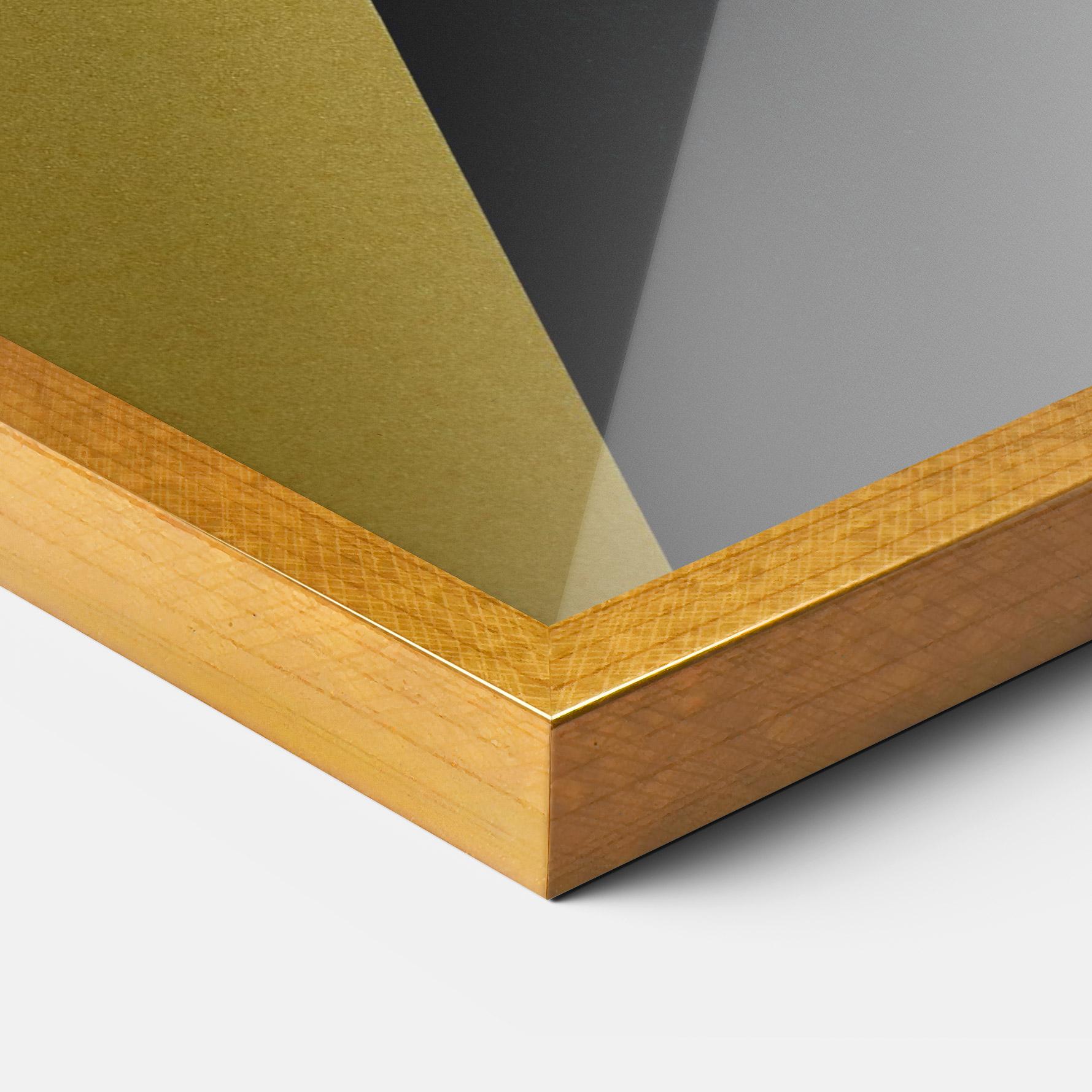 Plakat w Ramie Gun Neckace mockup 3