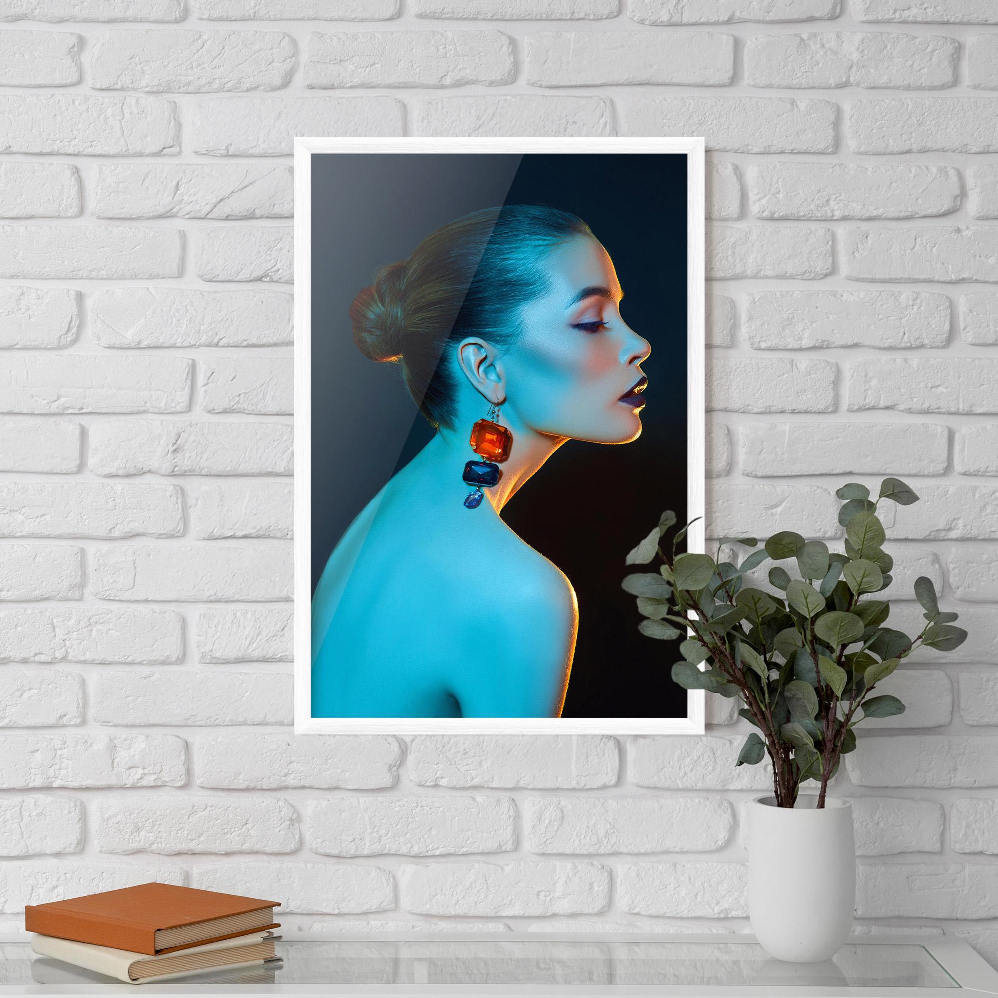 Plakat w Ramie Blue Light Earring mockup 5