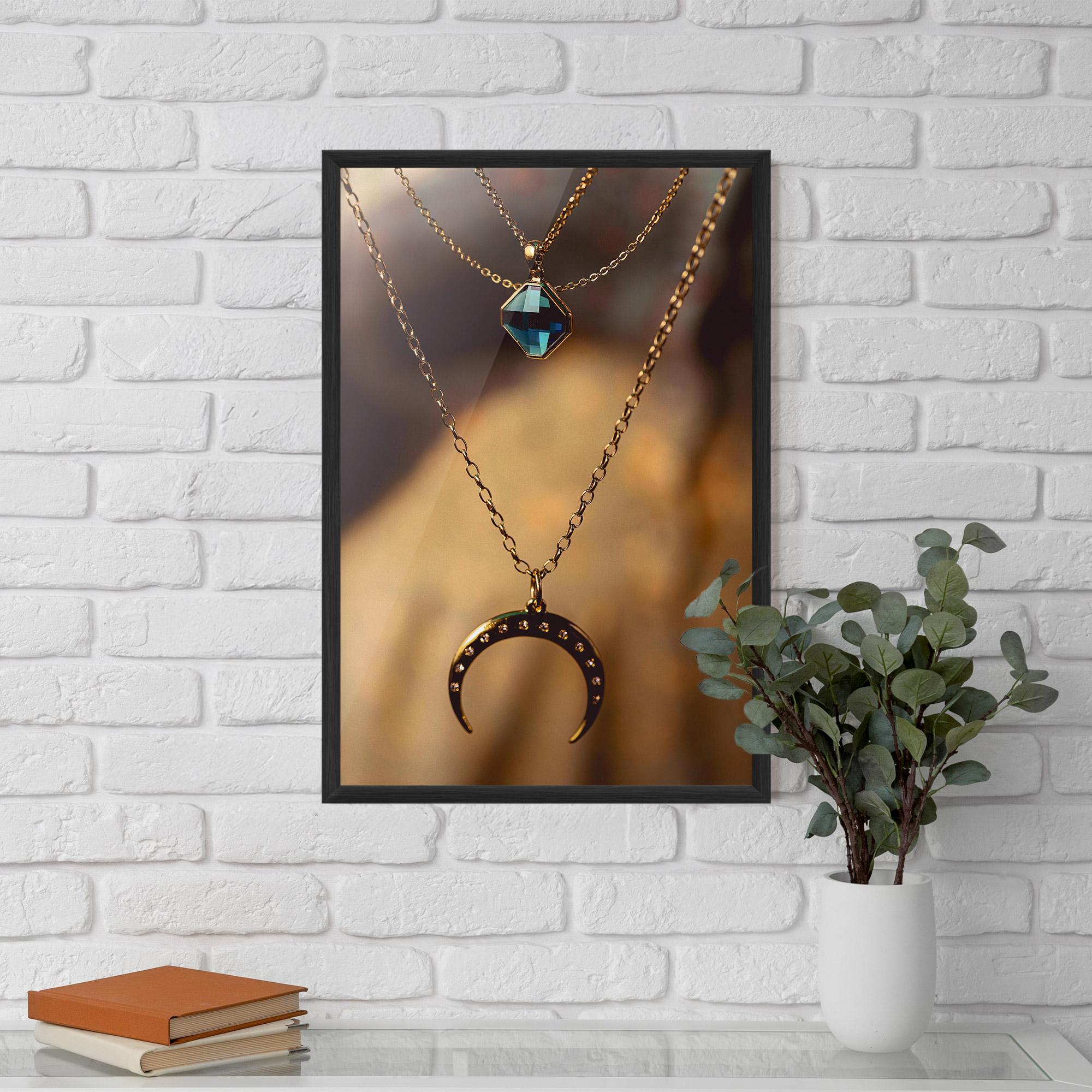 Plakat w Ramie Moon Blue Necklace mockup 5