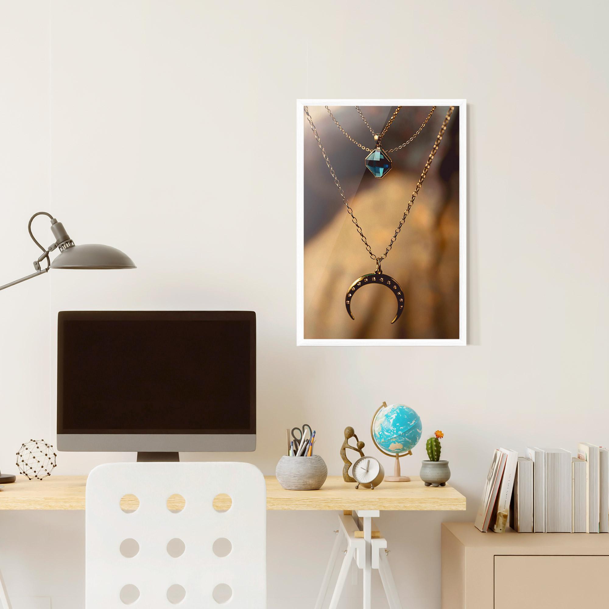 Plakat w Ramie Moon Blue Necklace mockup 6