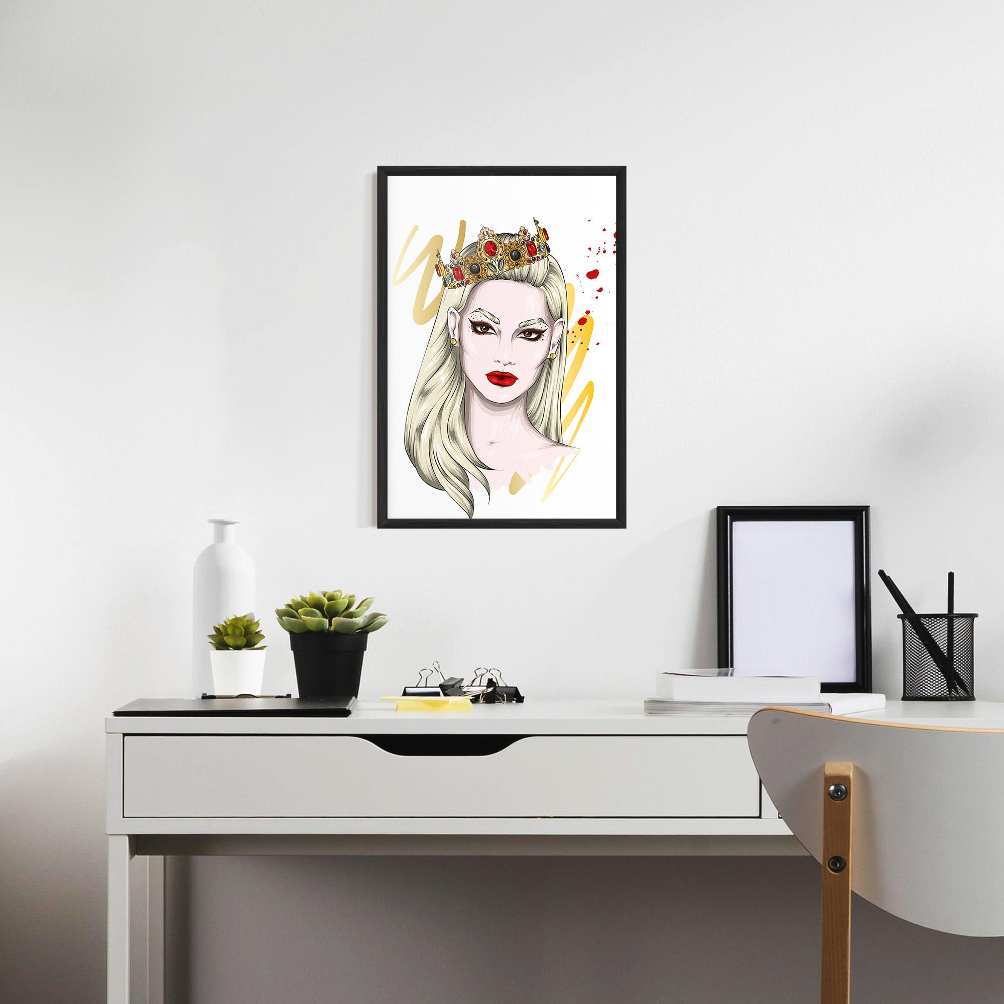 Plakat w Ramie Gold Crown Woman mockup 7